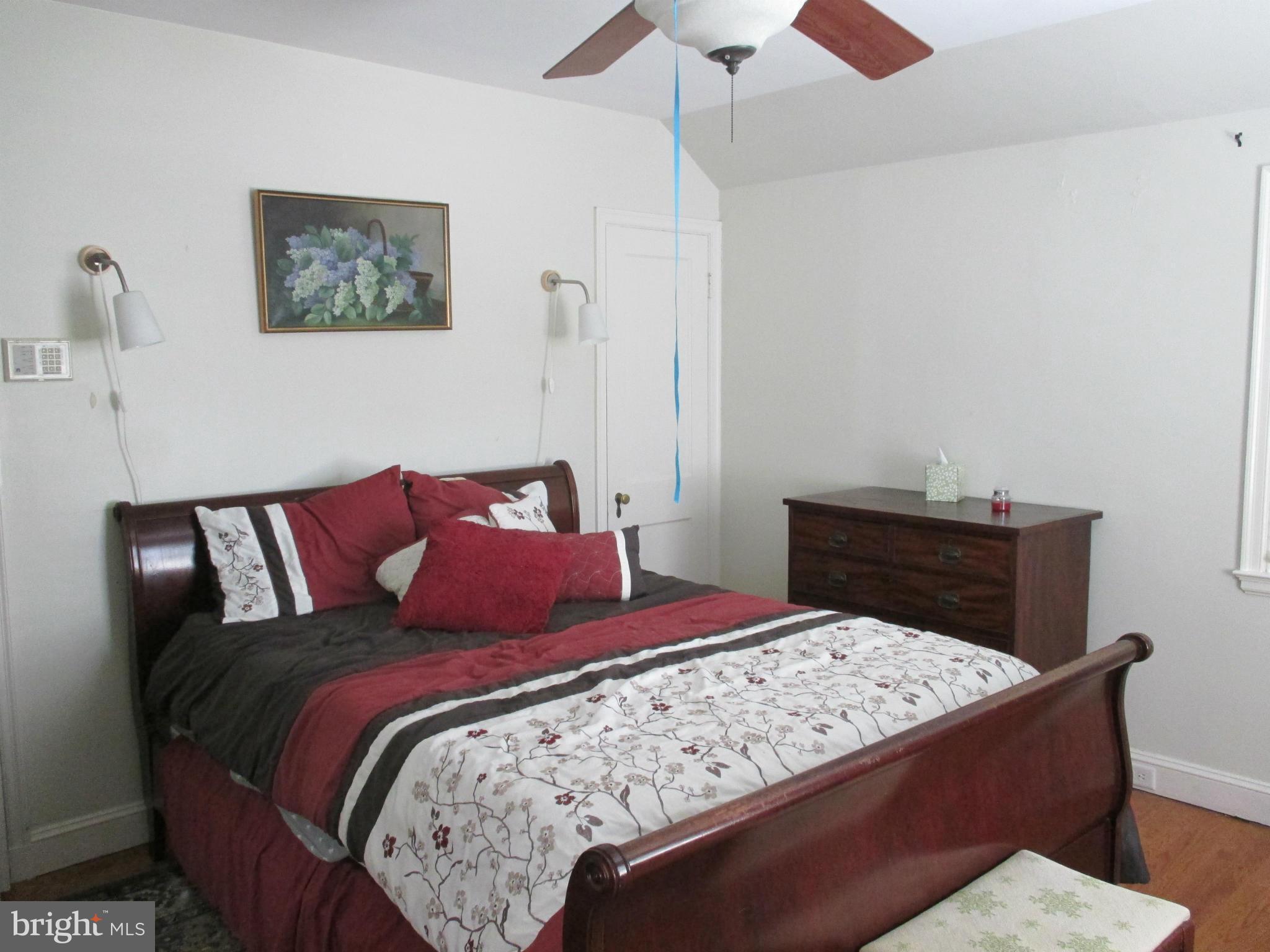 GREATER HOMELAND HISTORIC DISTRICT - Residential