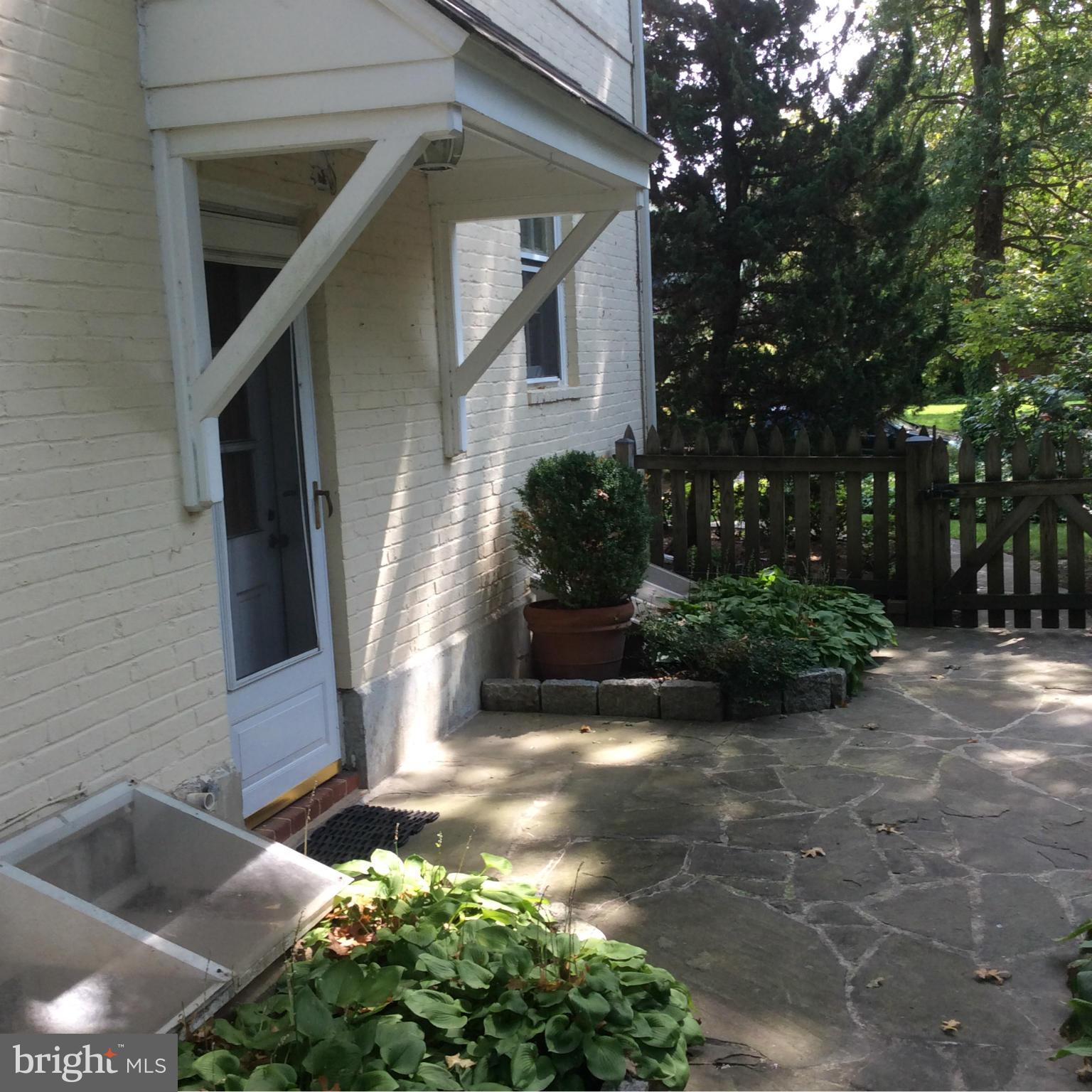 GREATER HOMELAND HISTORIC DISTRICT - Residential