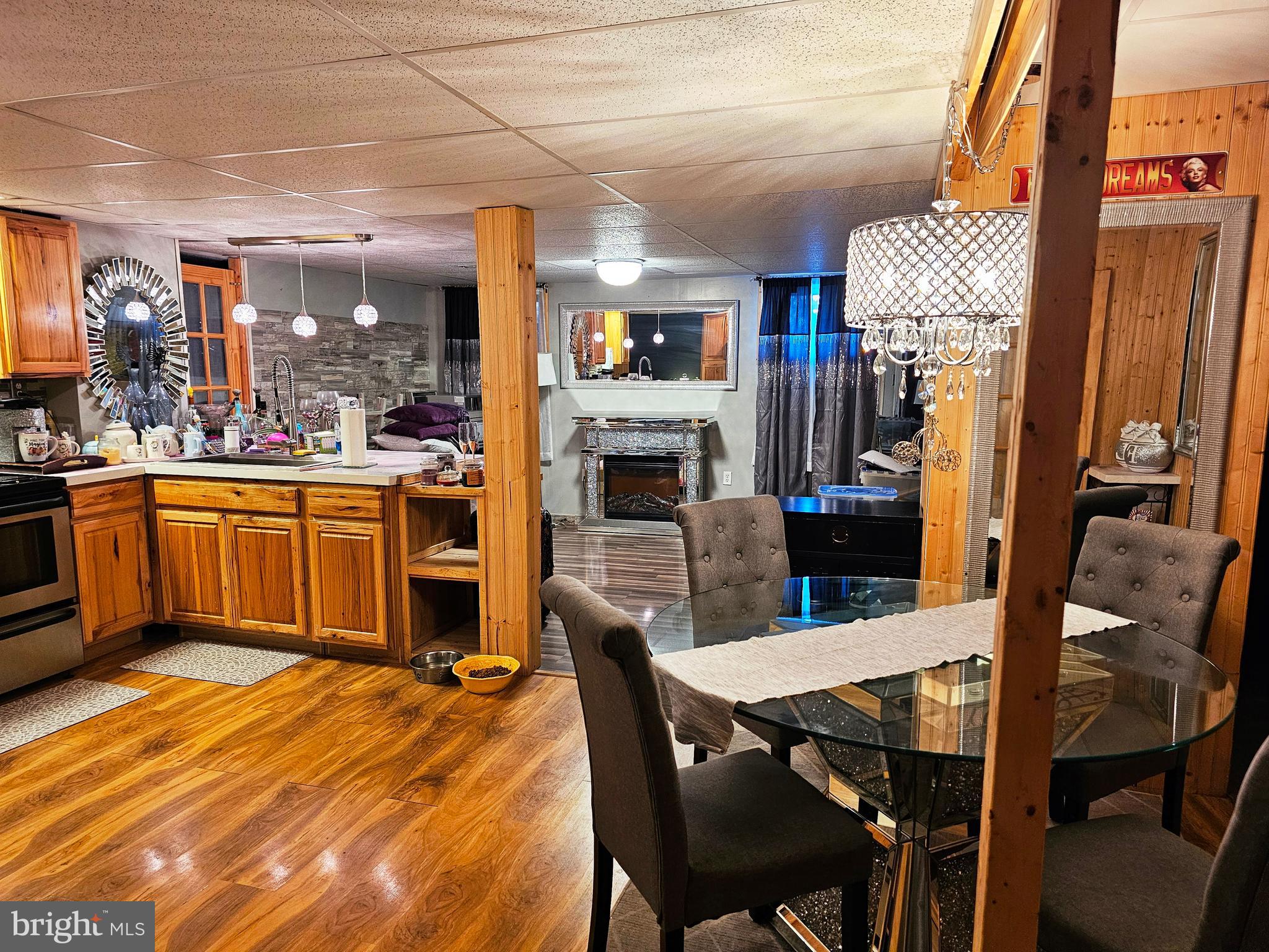 HOMEWOOD - Residential