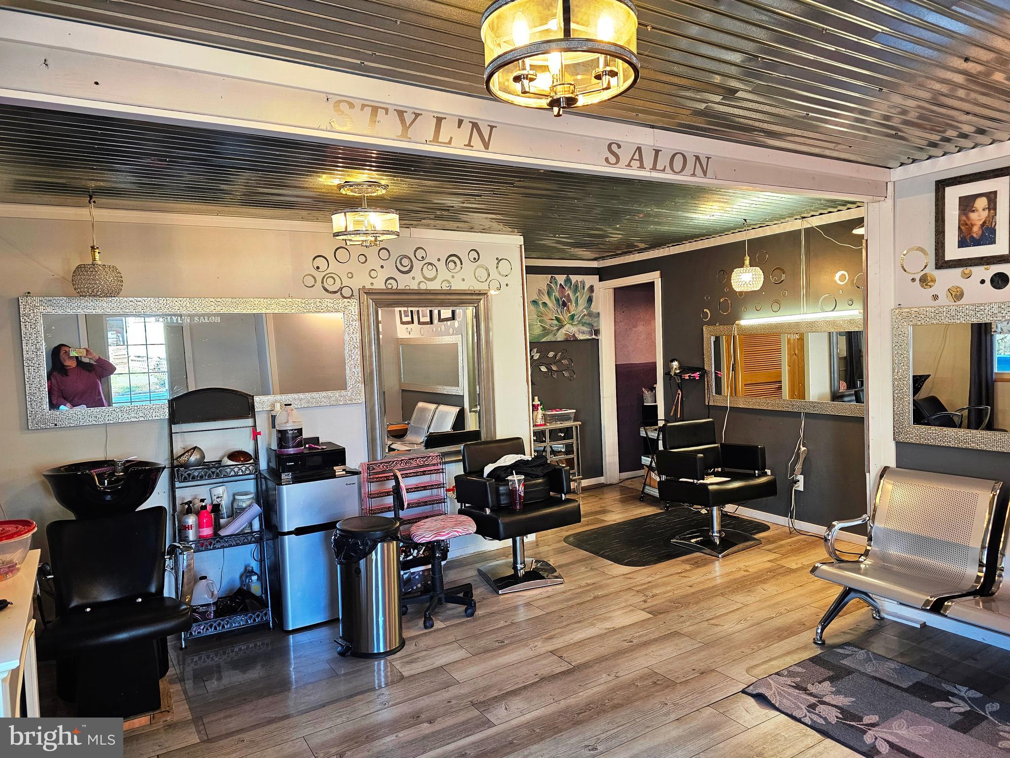 HOMEWOOD - Residential