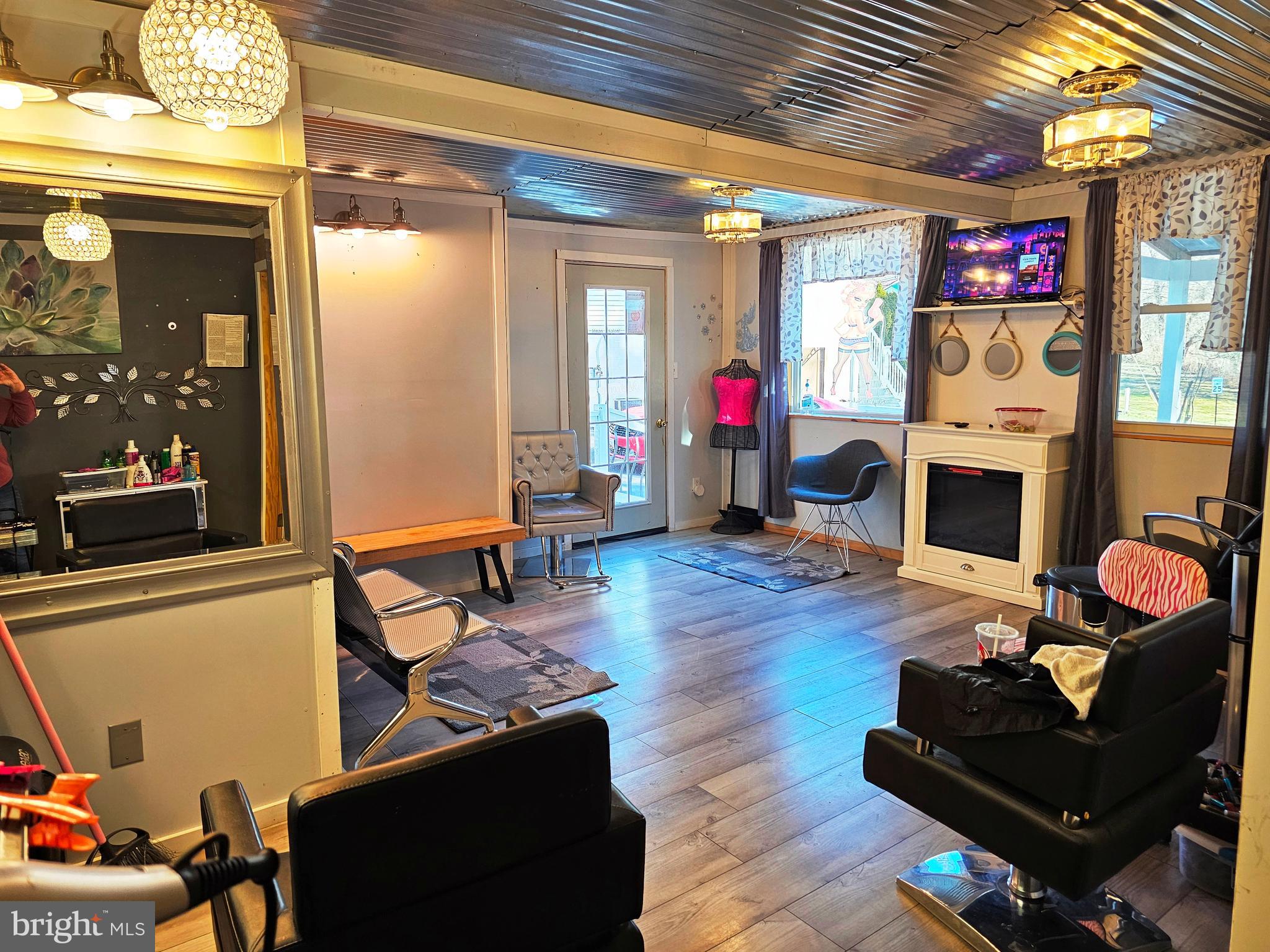 HOMEWOOD - Residential