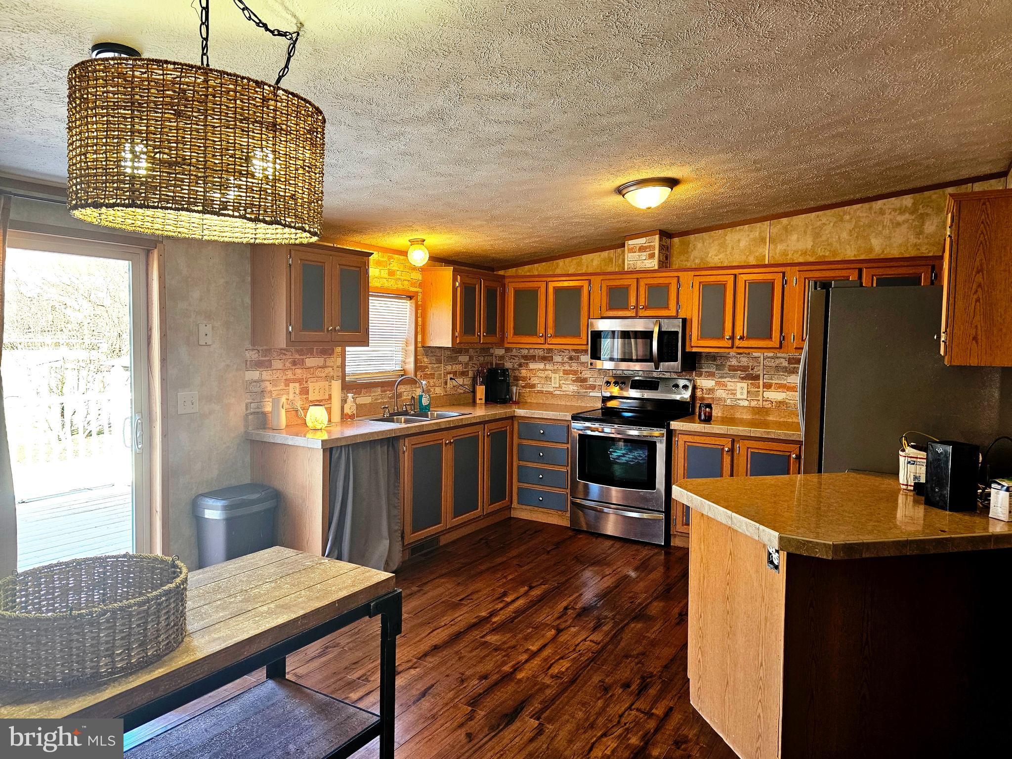 HOMEWOOD - Residential