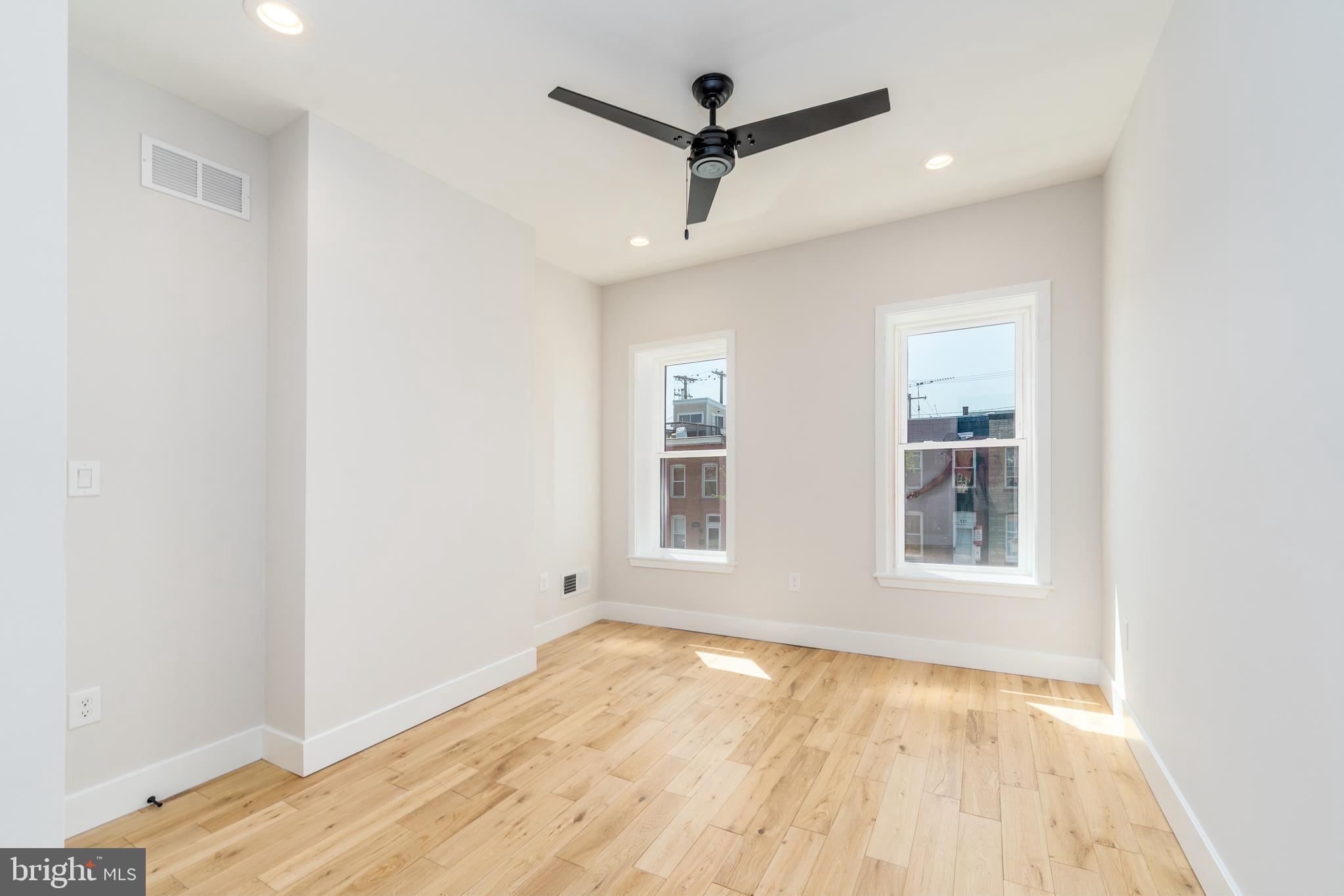 RIVERSIDE - Residential