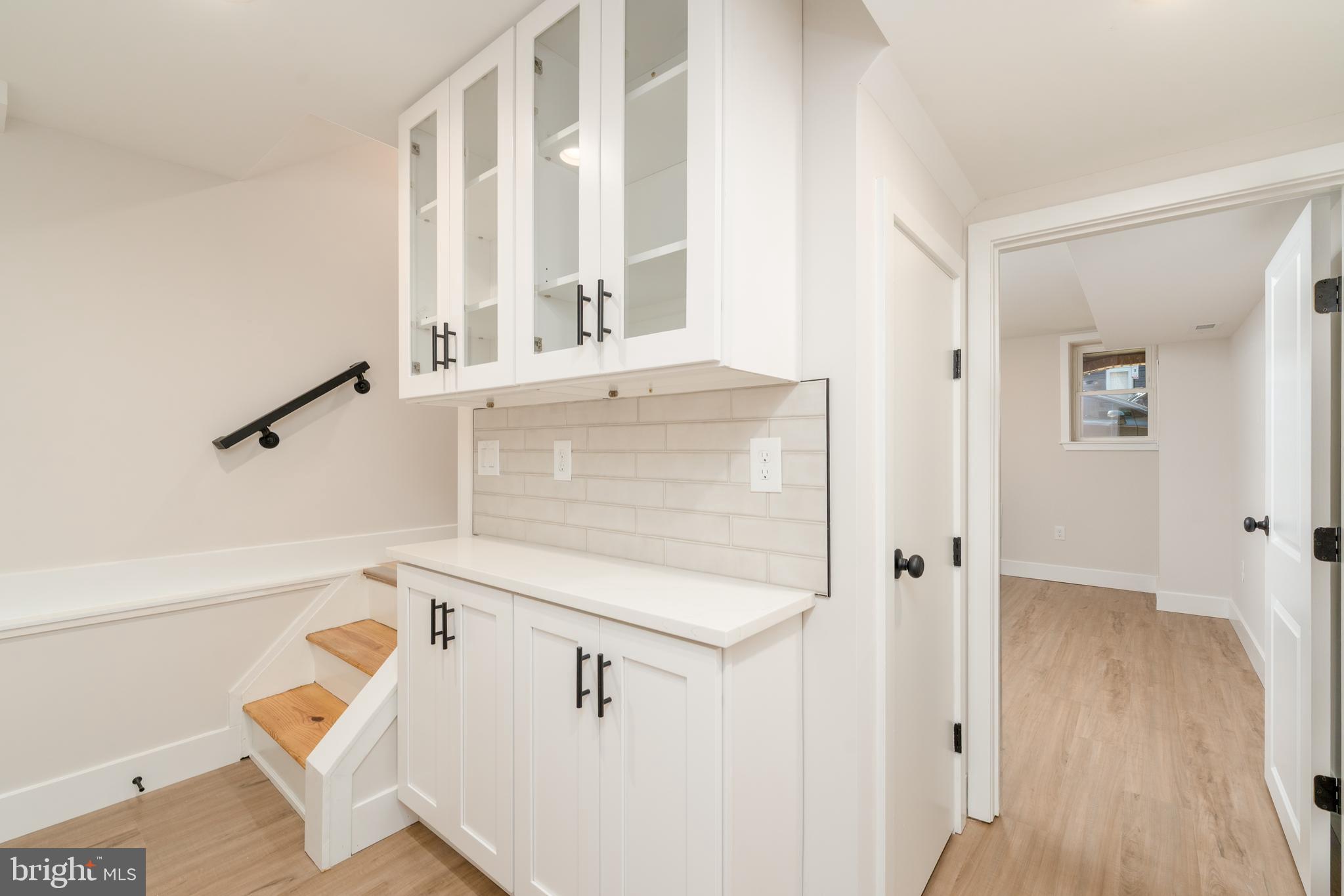 RIVERSIDE - Residential