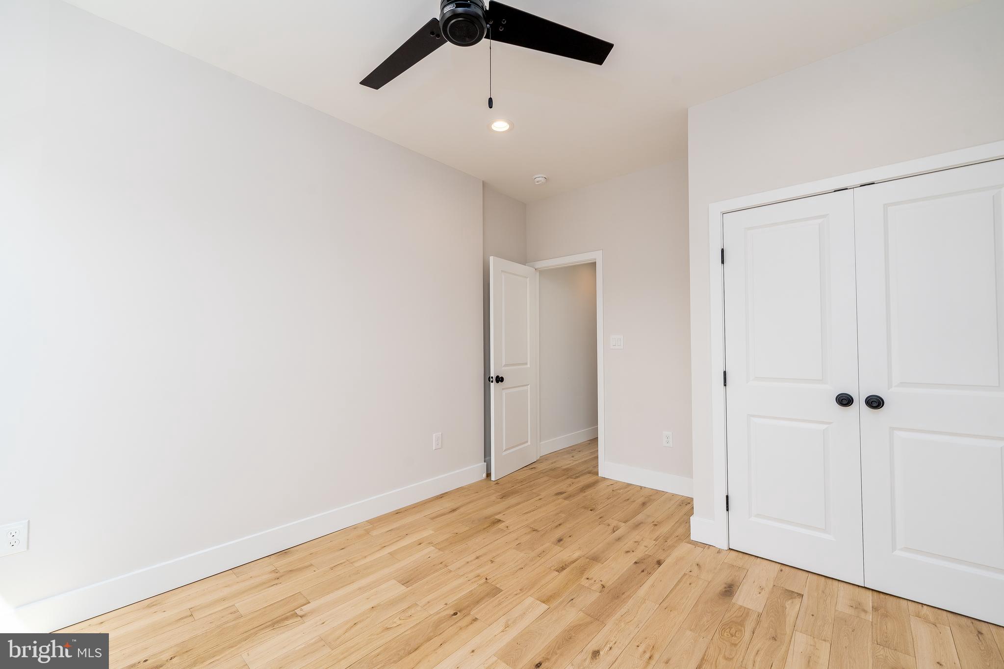 RIVERSIDE - Residential