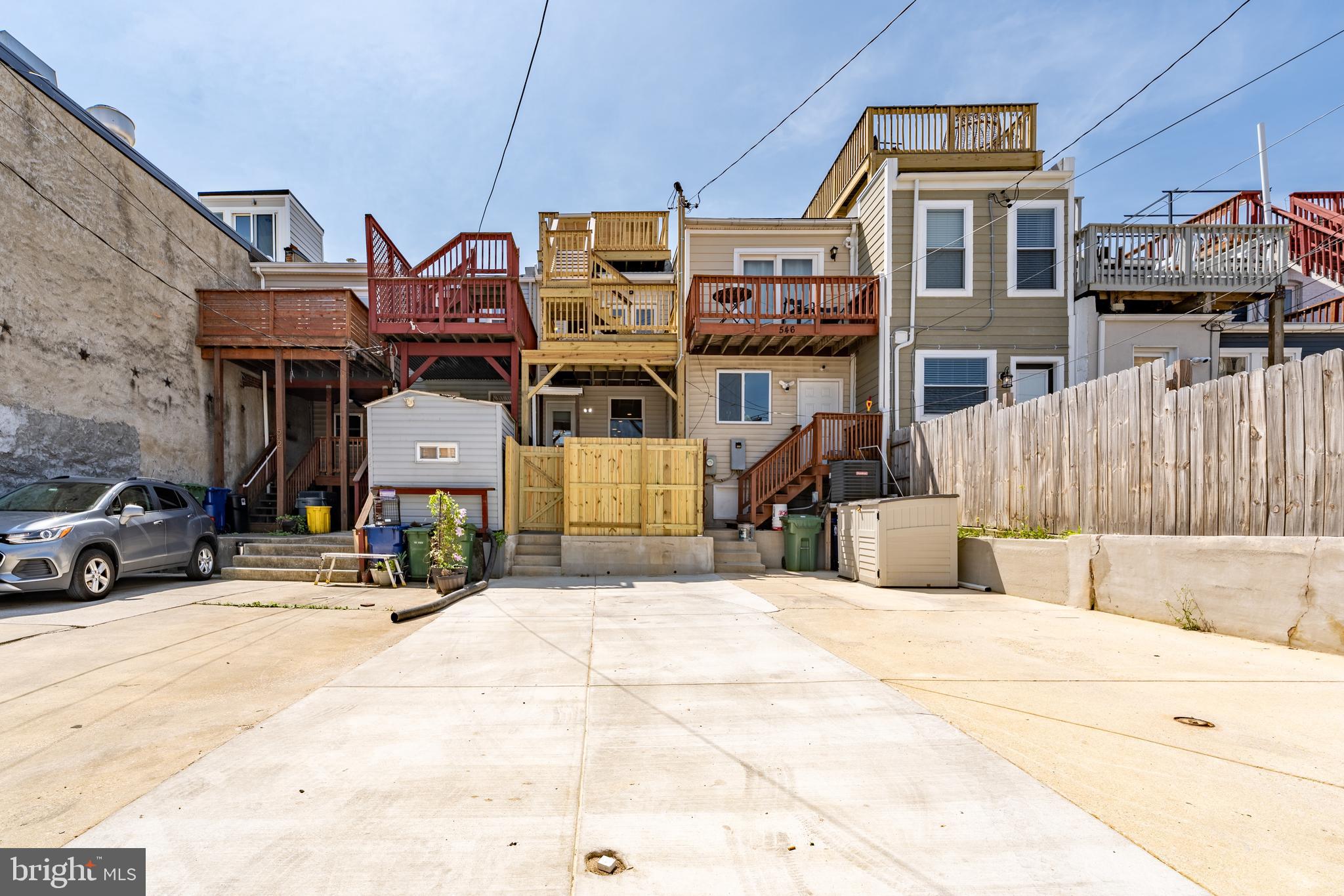 RIVERSIDE - Residential