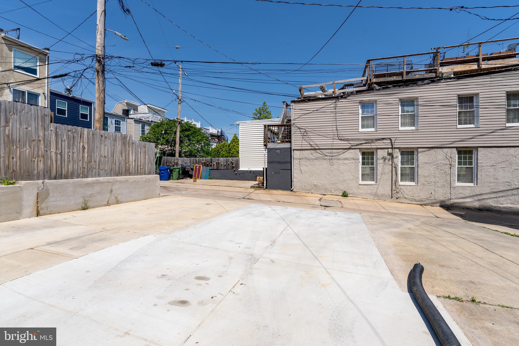 RIVERSIDE - Residential