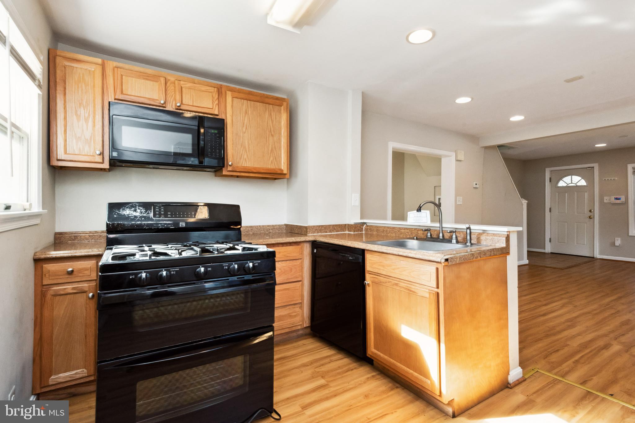 ARUNDEL GARDENS - Residential