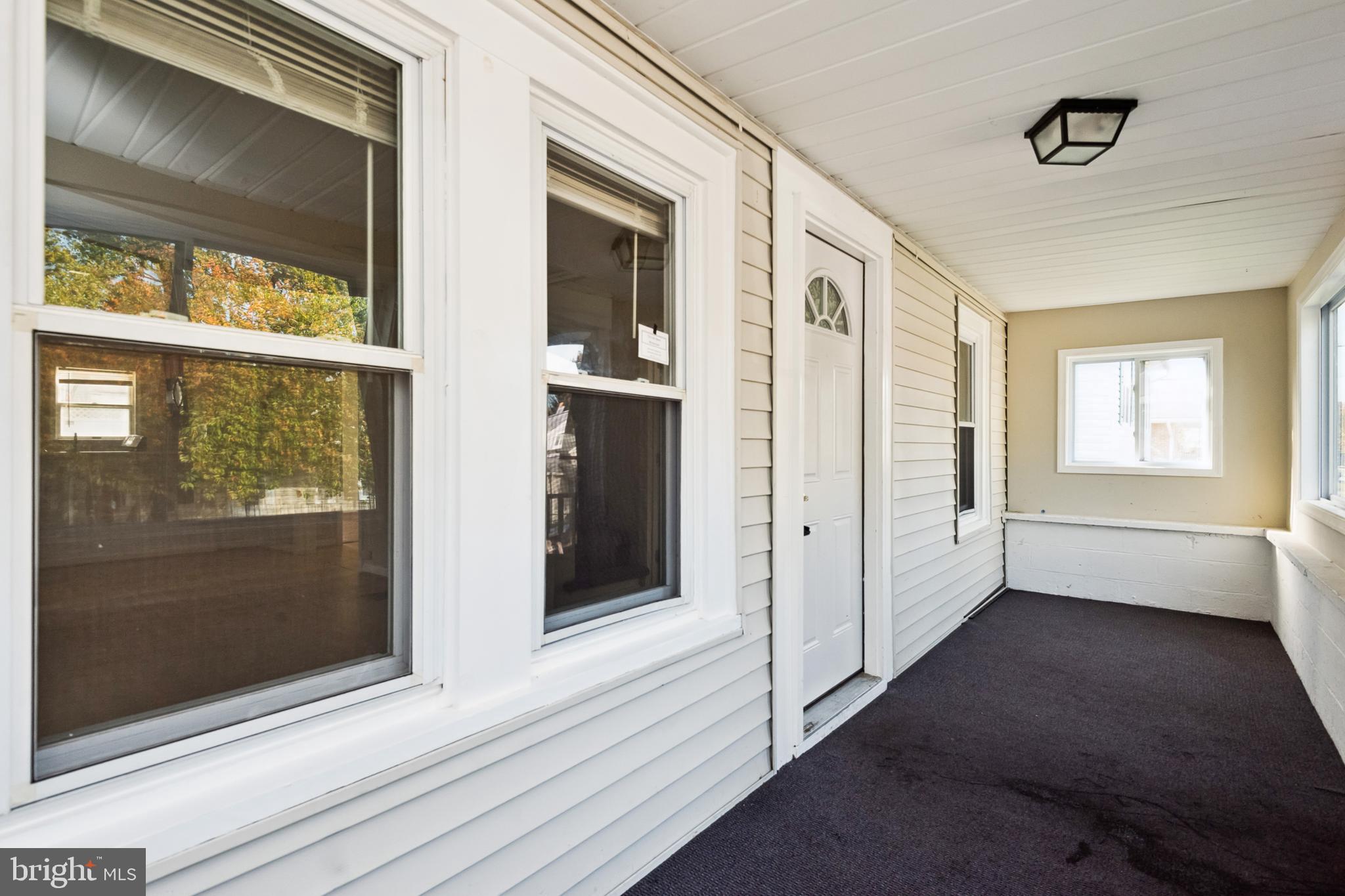 ARUNDEL GARDENS - Residential