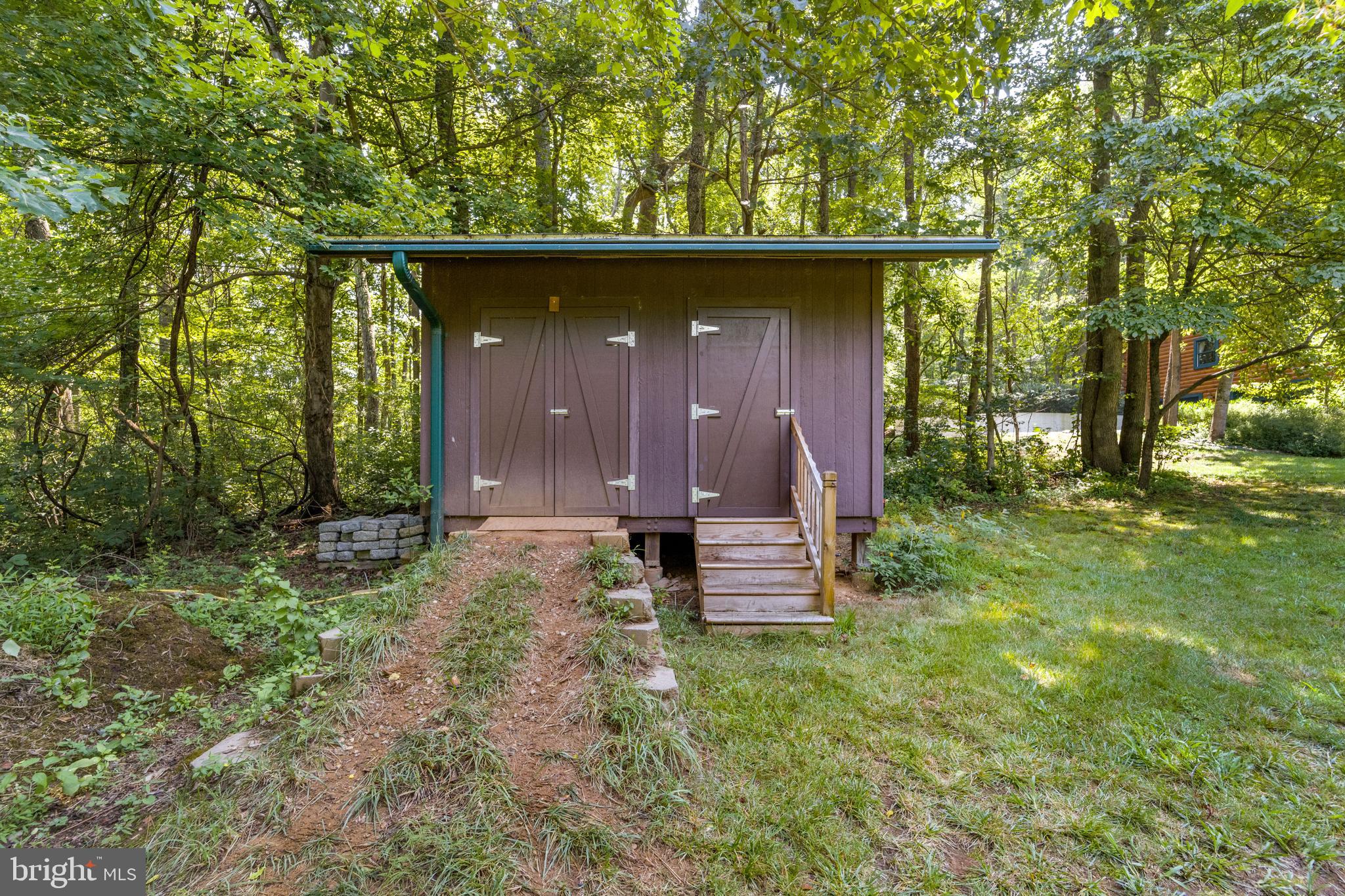 DELAPLANE MEADOWS - Residential