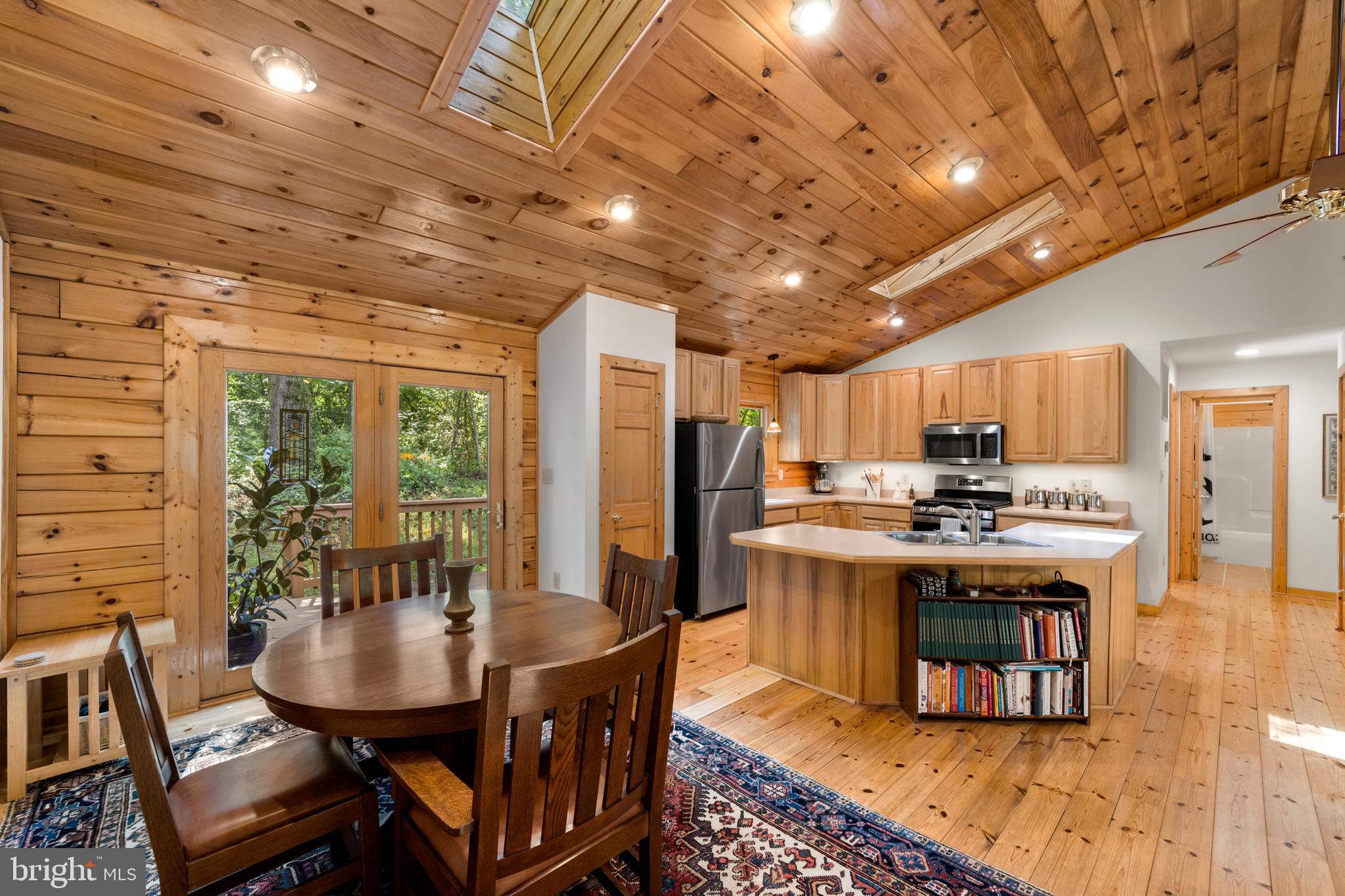 DELAPLANE MEADOWS - Residential