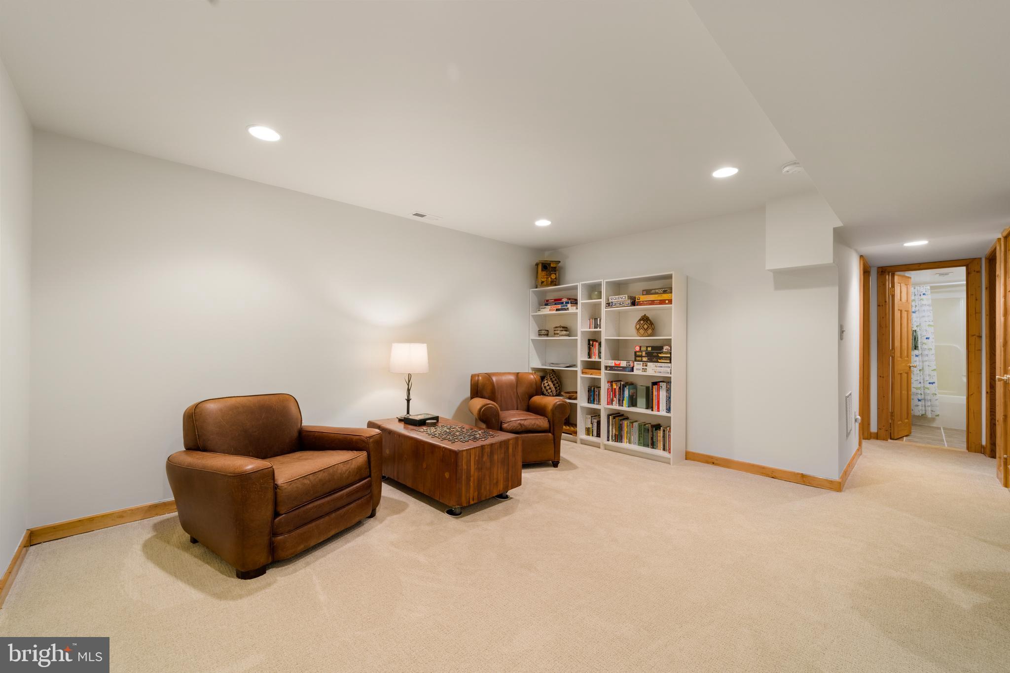 DELAPLANE MEADOWS - Residential