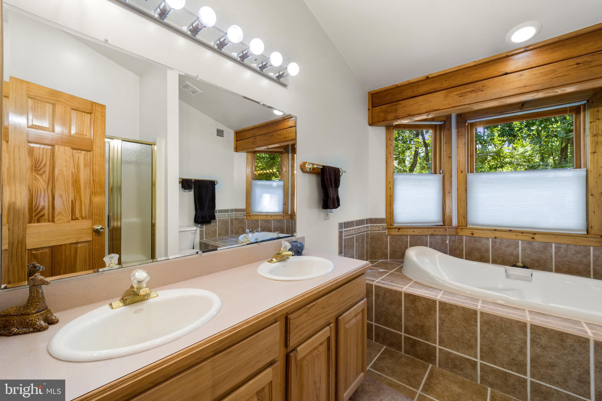 DELAPLANE MEADOWS - Residential