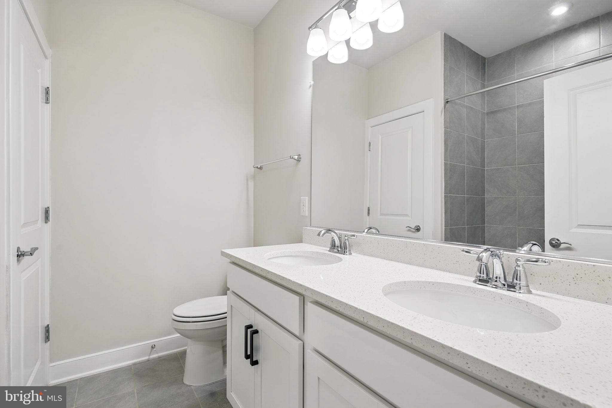 POTOMAC SHORES - Residential