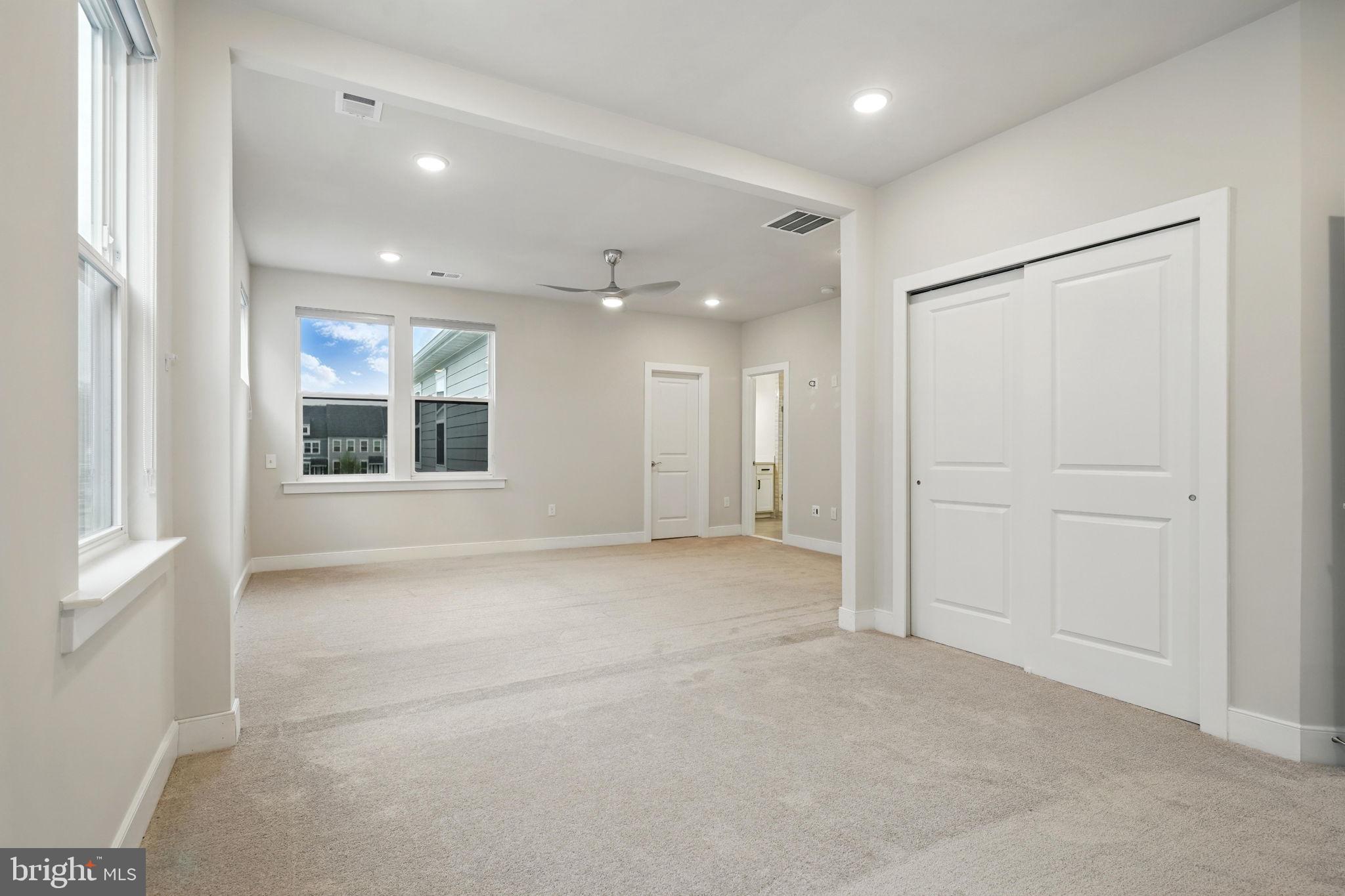 POTOMAC SHORES - Residential