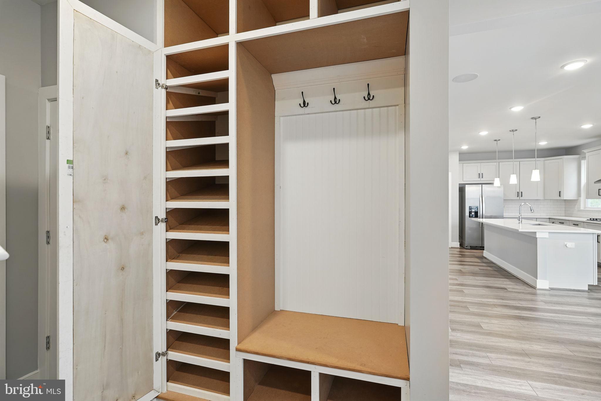 POTOMAC SHORES - Residential