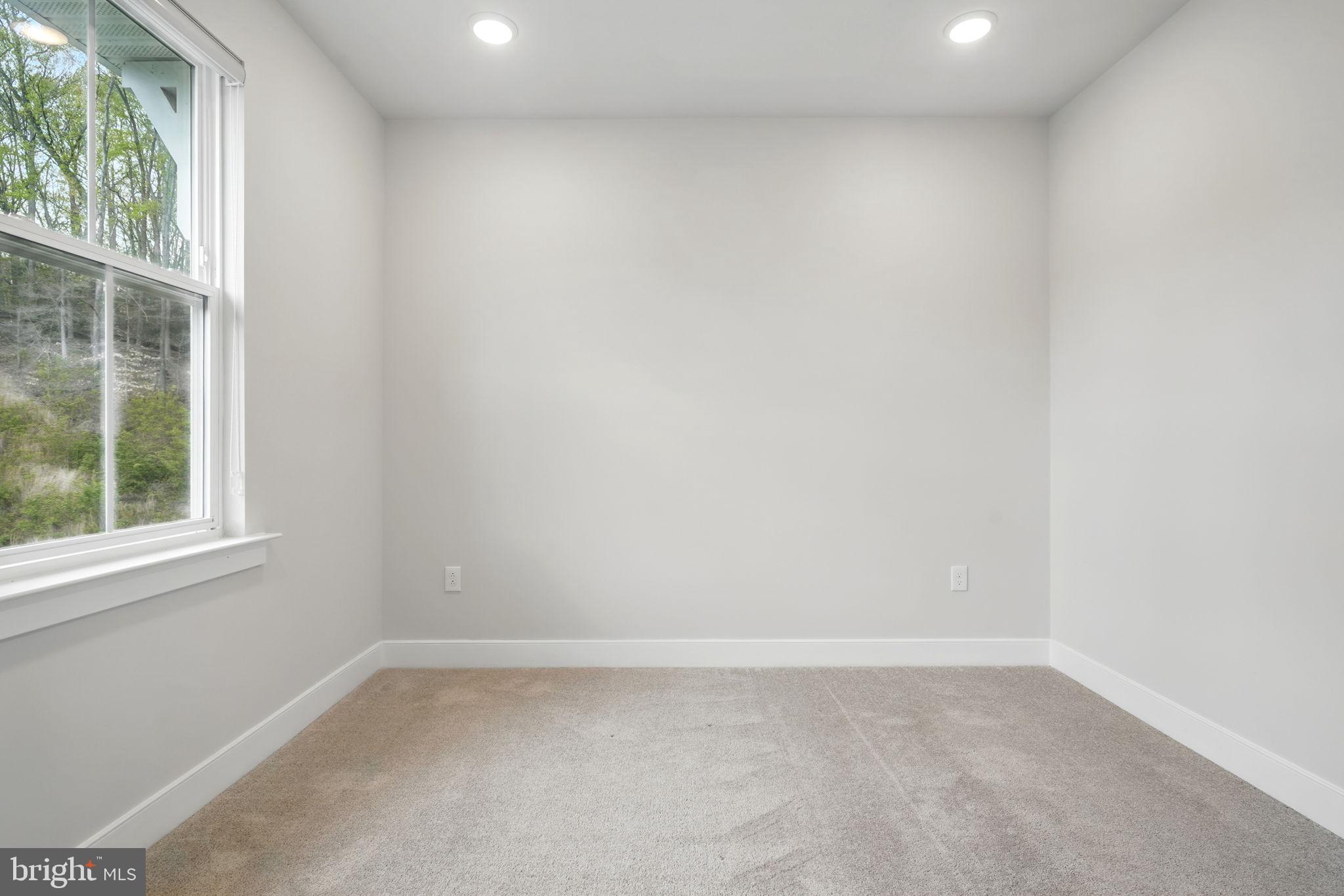 POTOMAC SHORES - Residential