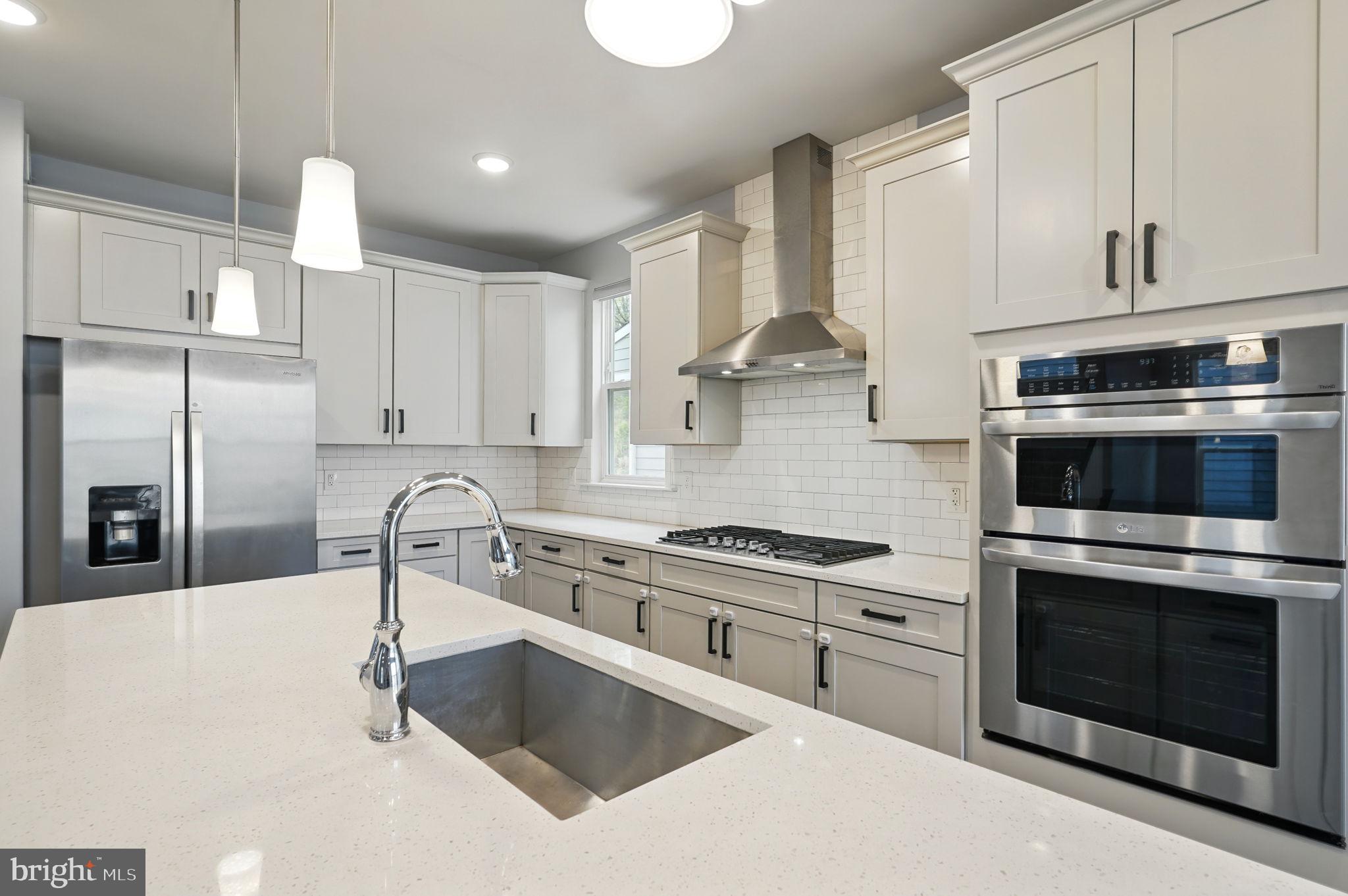 POTOMAC SHORES - Residential