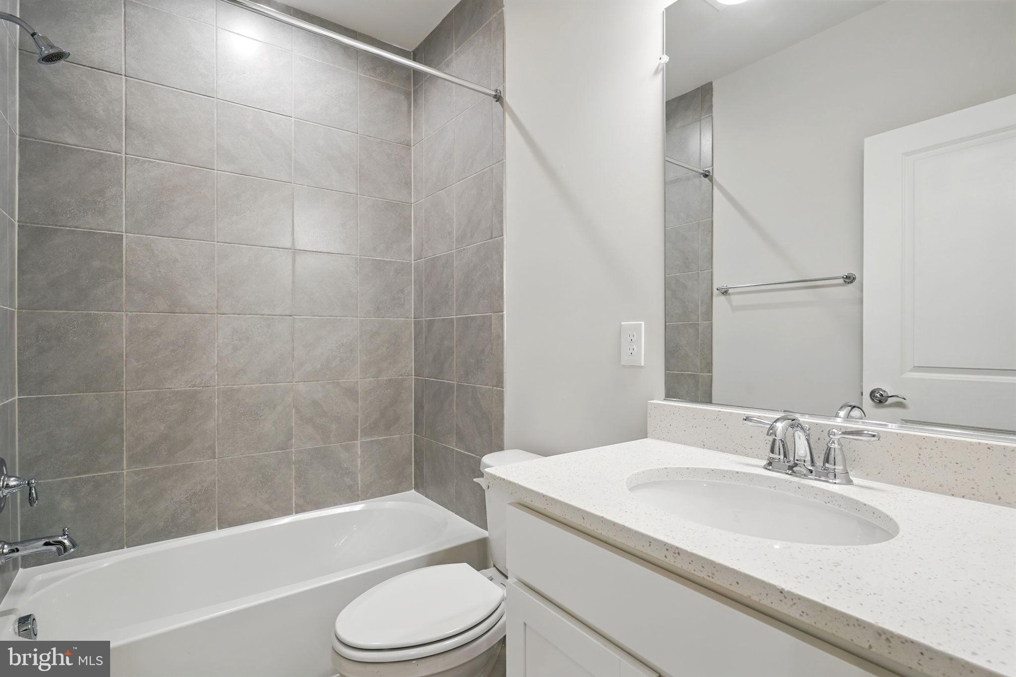 POTOMAC SHORES - Residential