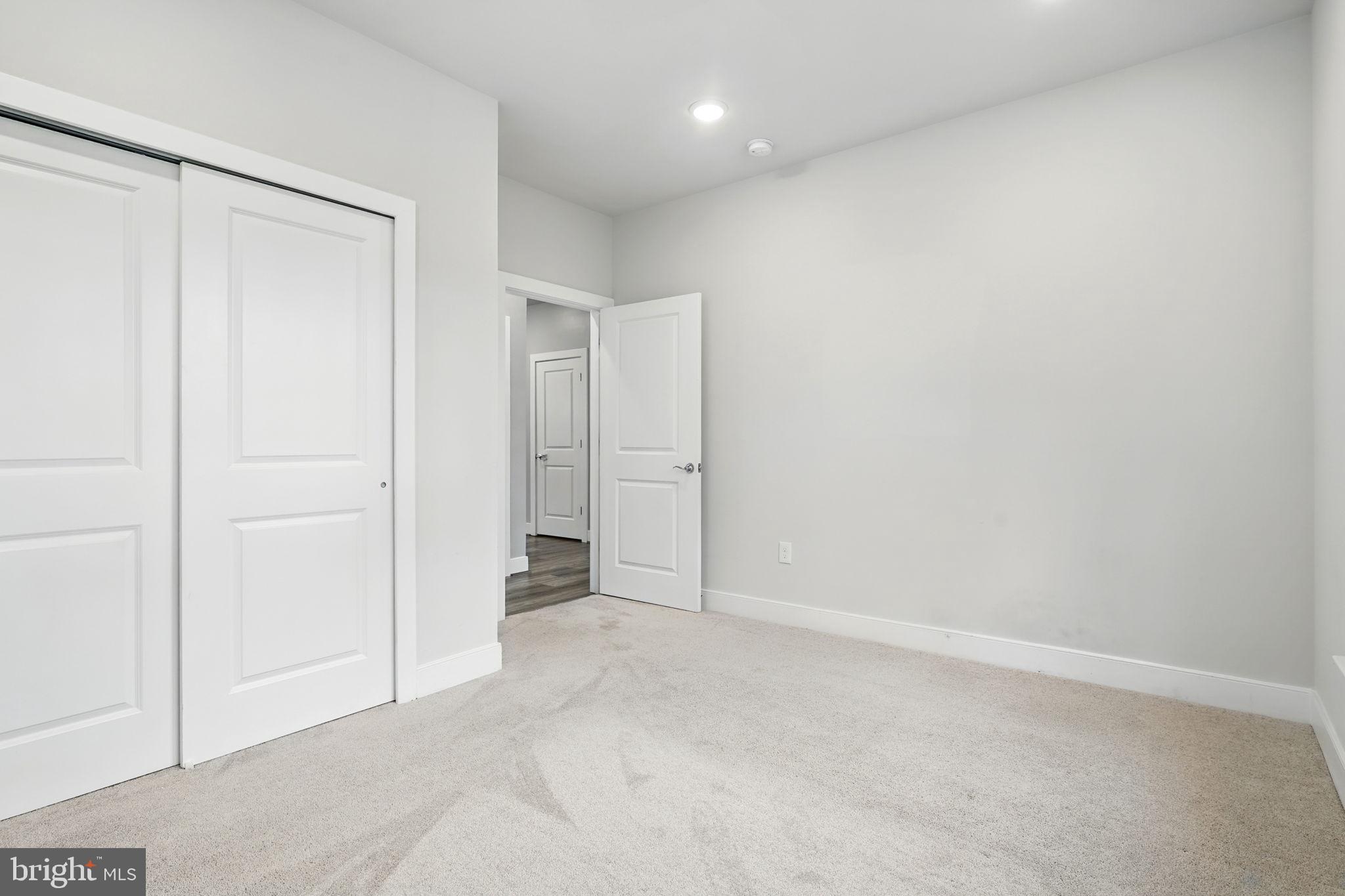 POTOMAC SHORES - Residential