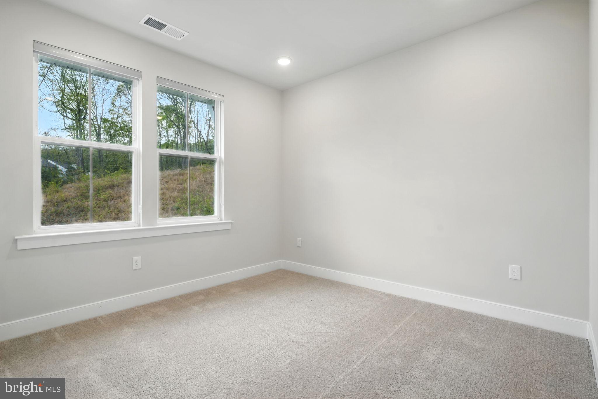 POTOMAC SHORES - Residential