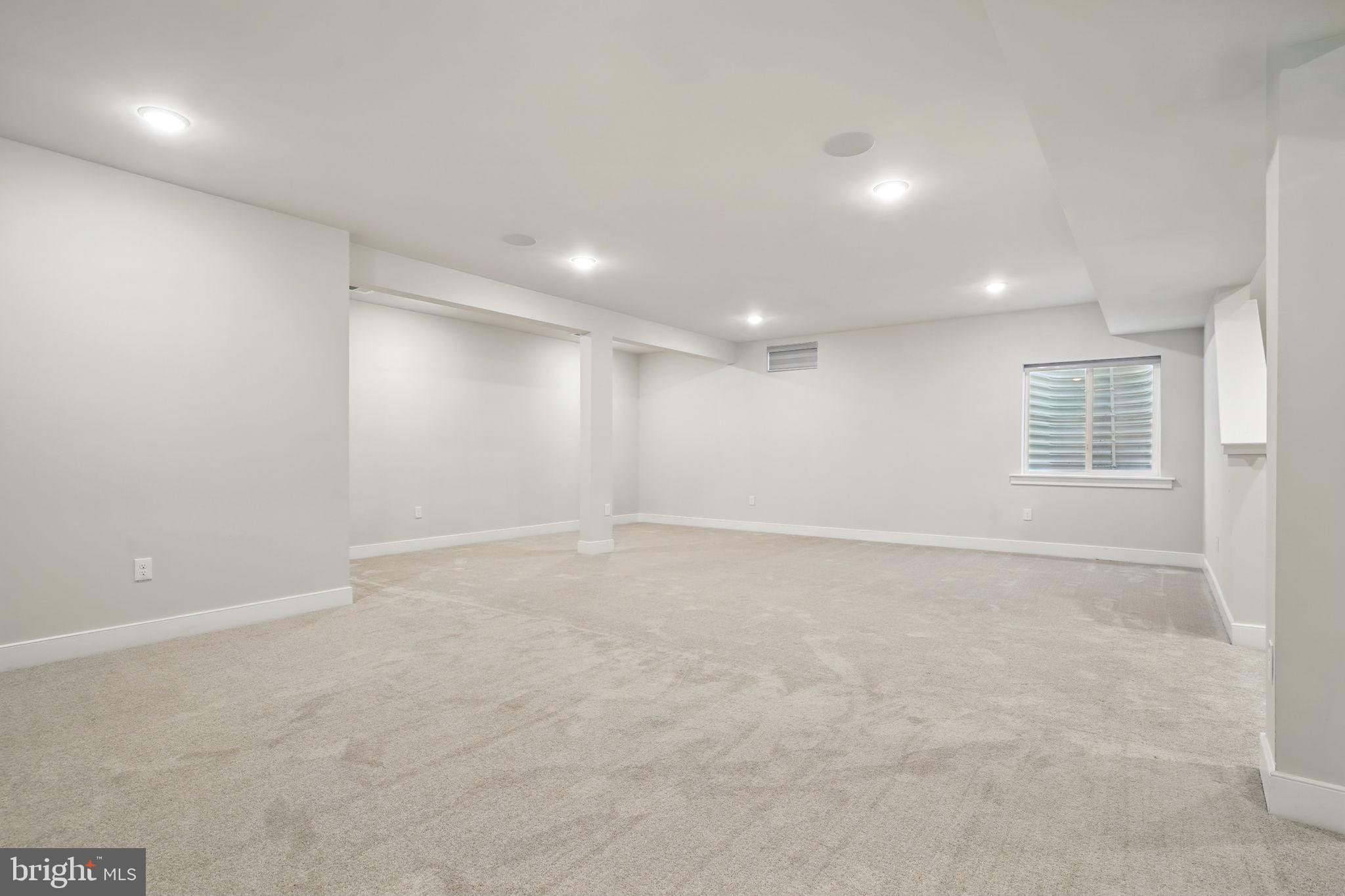 POTOMAC SHORES - Residential