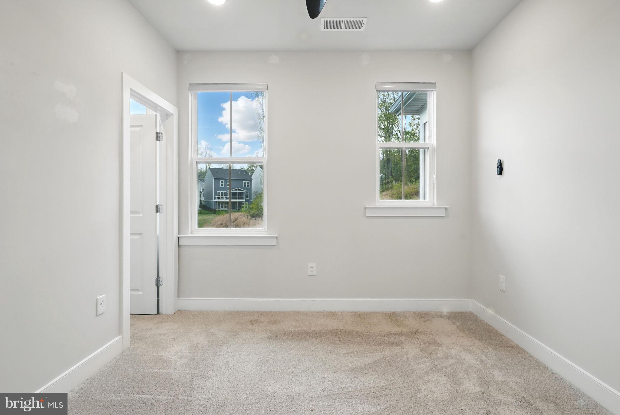 POTOMAC SHORES - Residential