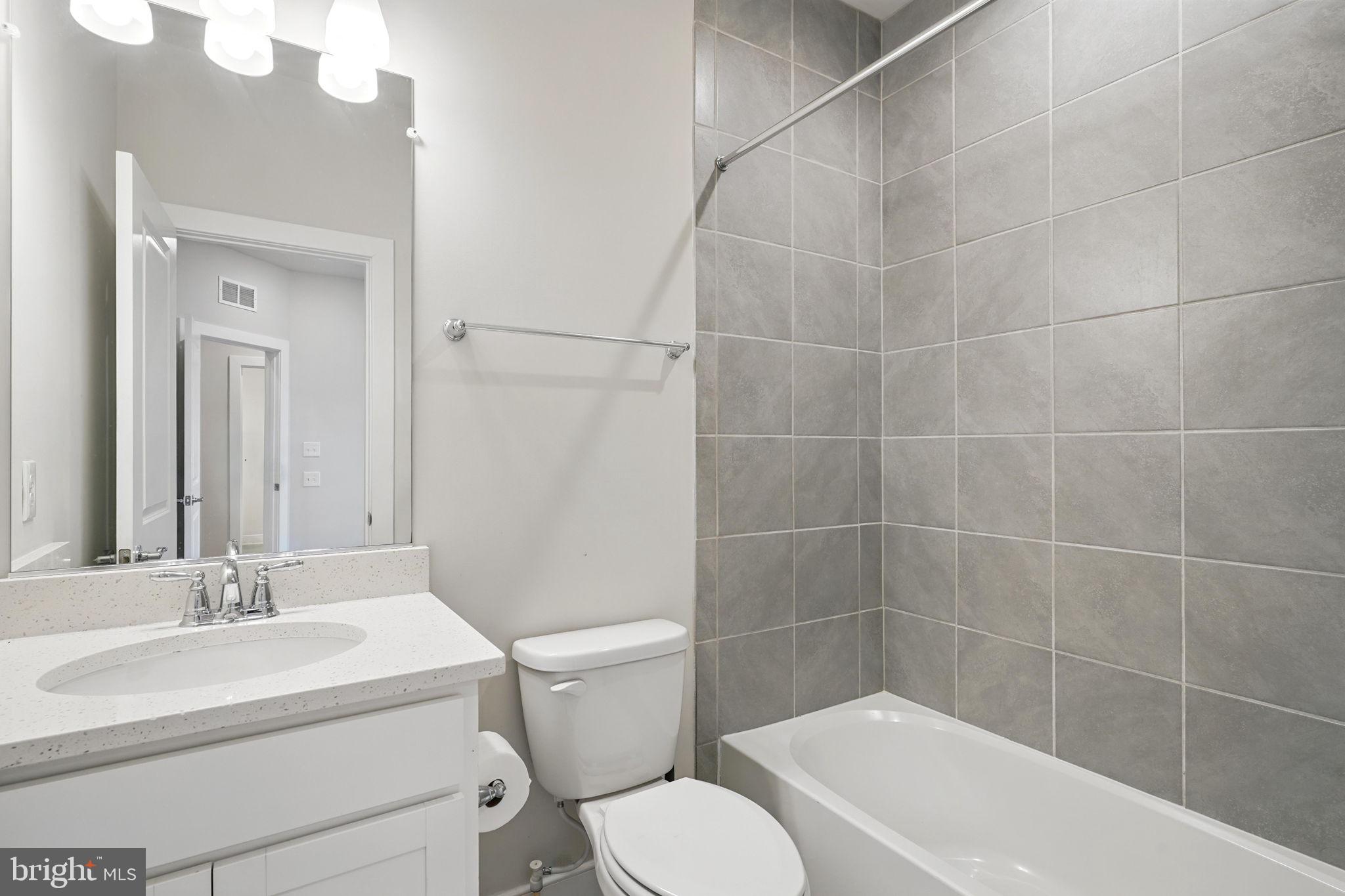 POTOMAC SHORES - Residential