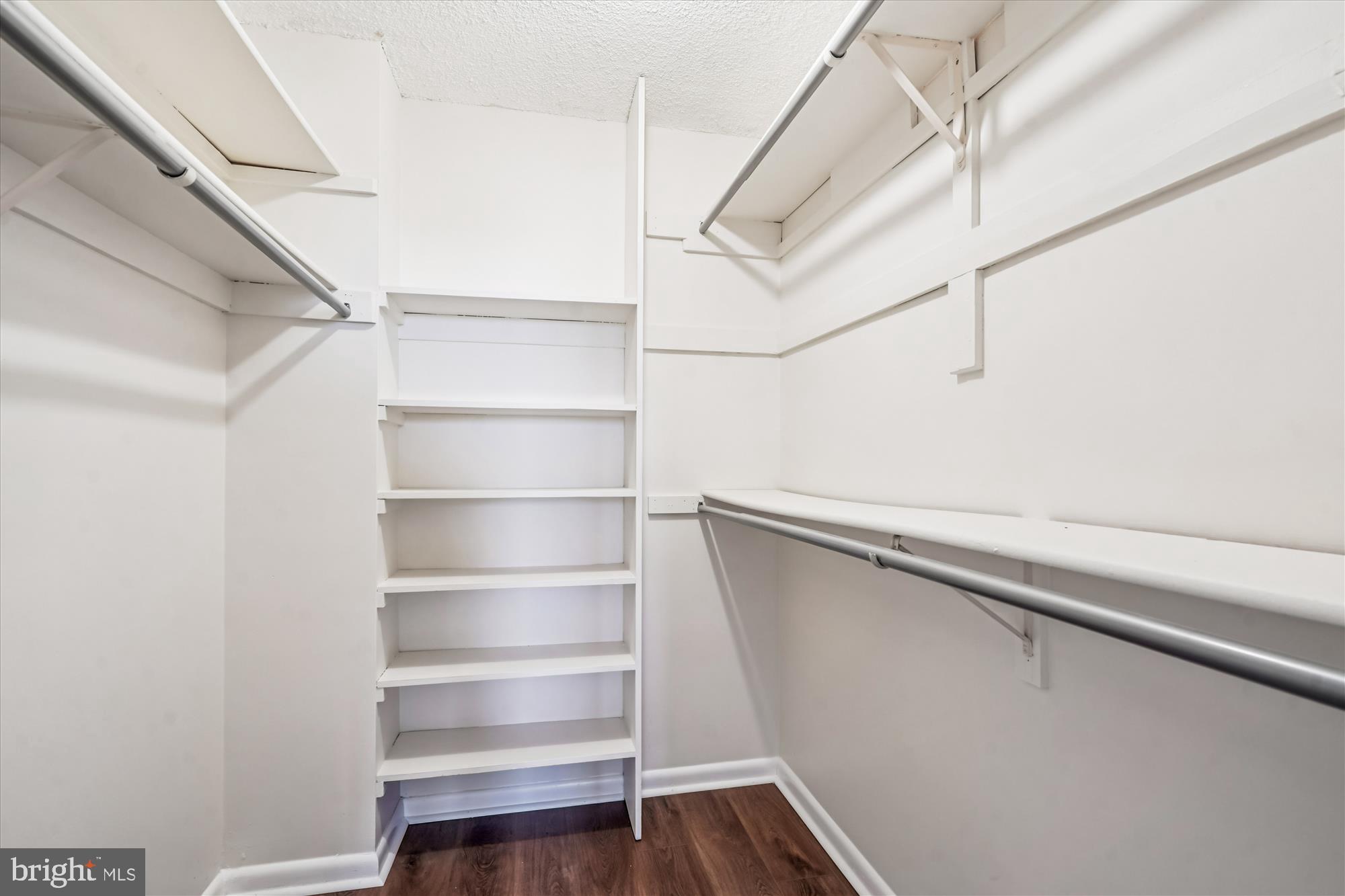 WESTLAKE PARK - Residential