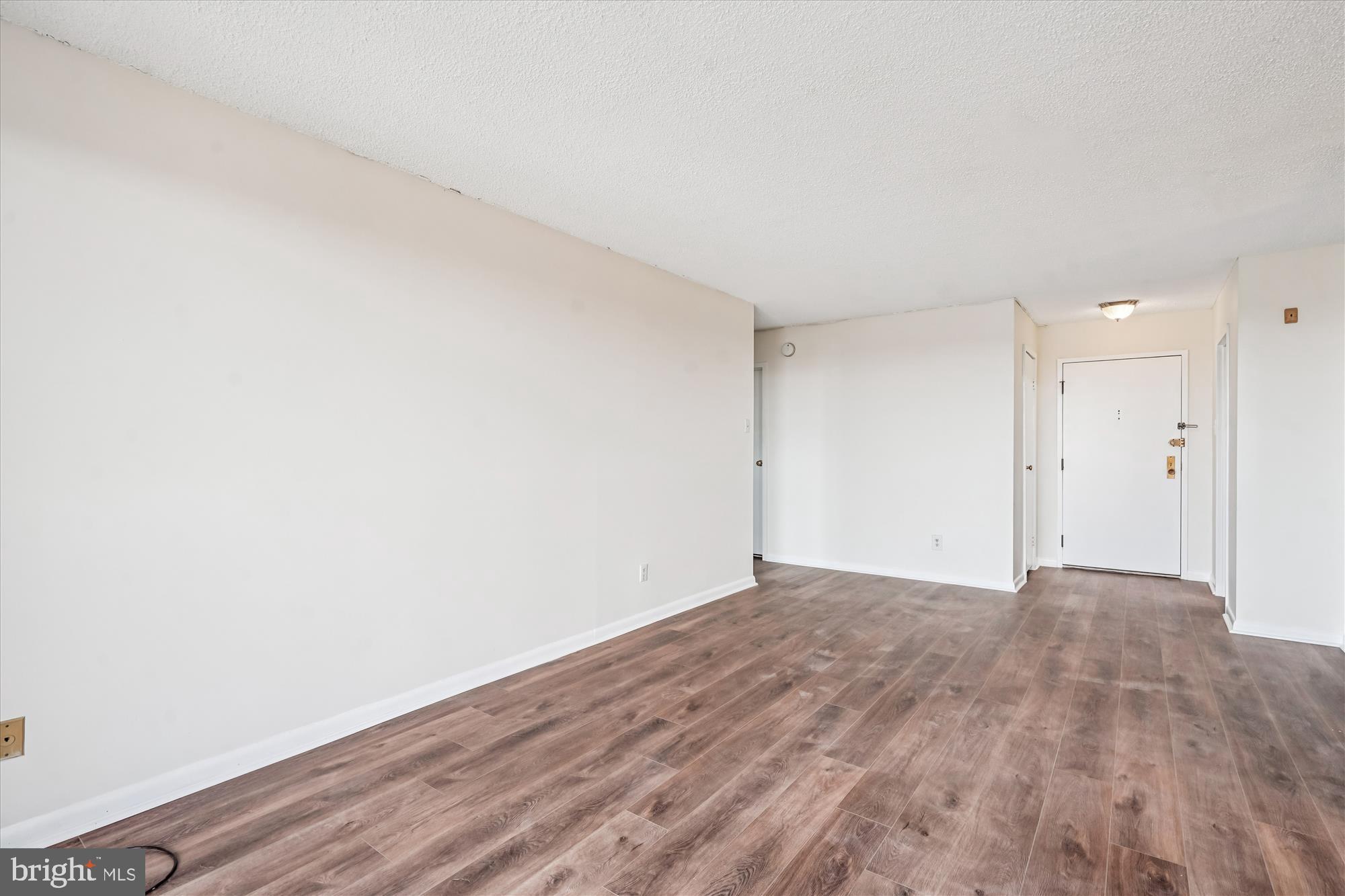 WESTLAKE PARK - Residential