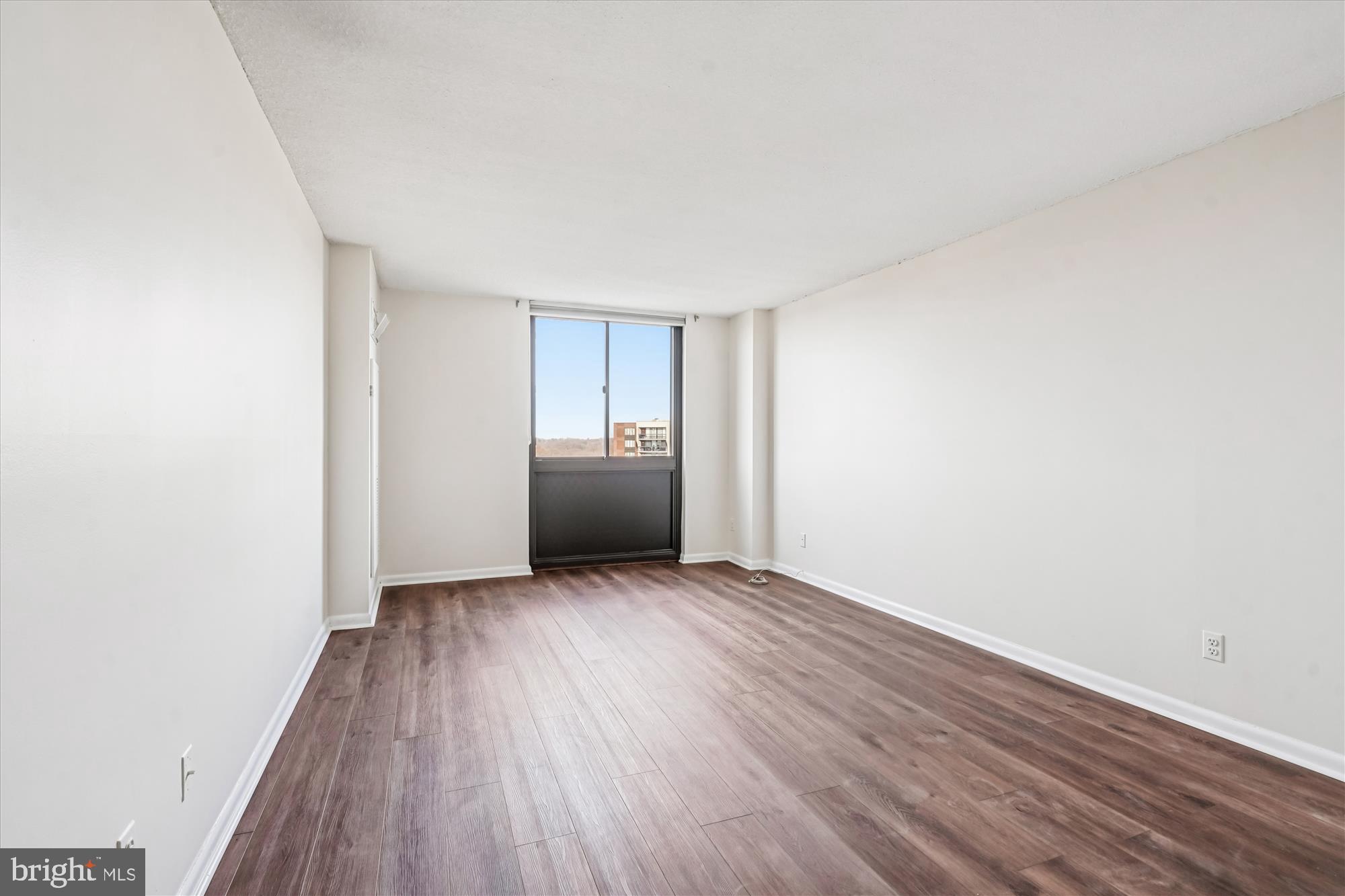 WESTLAKE PARK - Residential