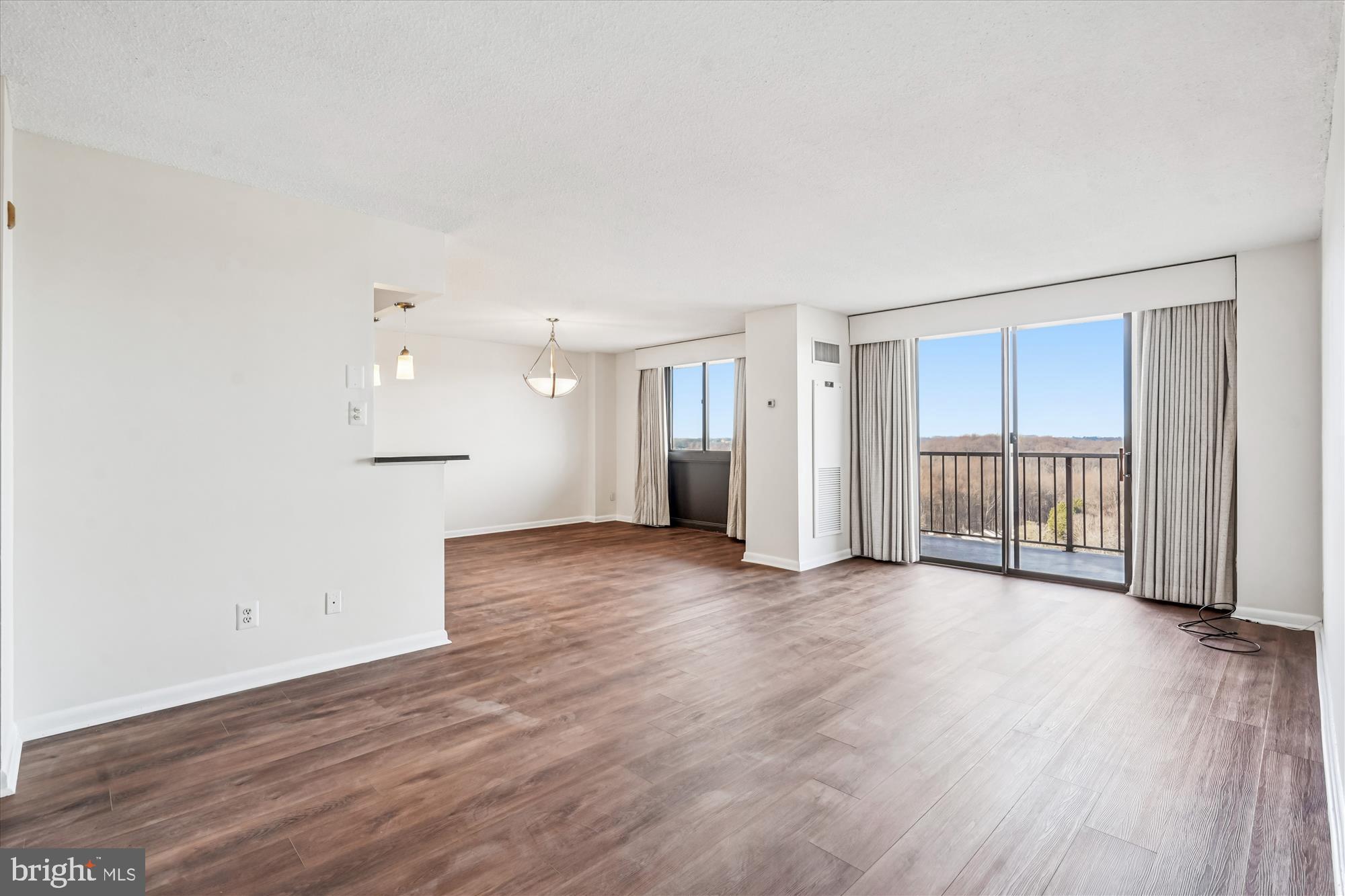 WESTLAKE PARK - Residential