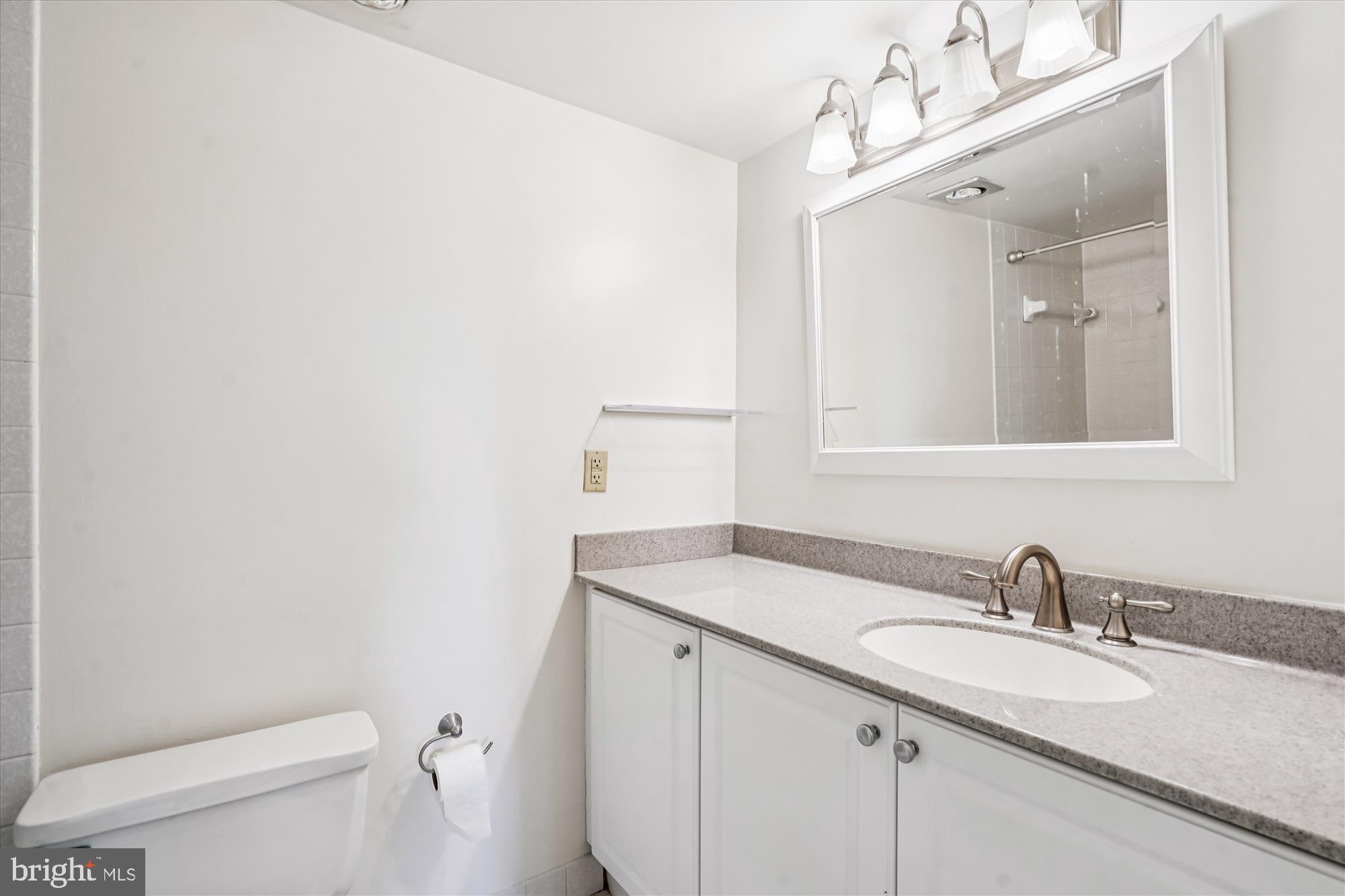 WESTLAKE PARK - Residential