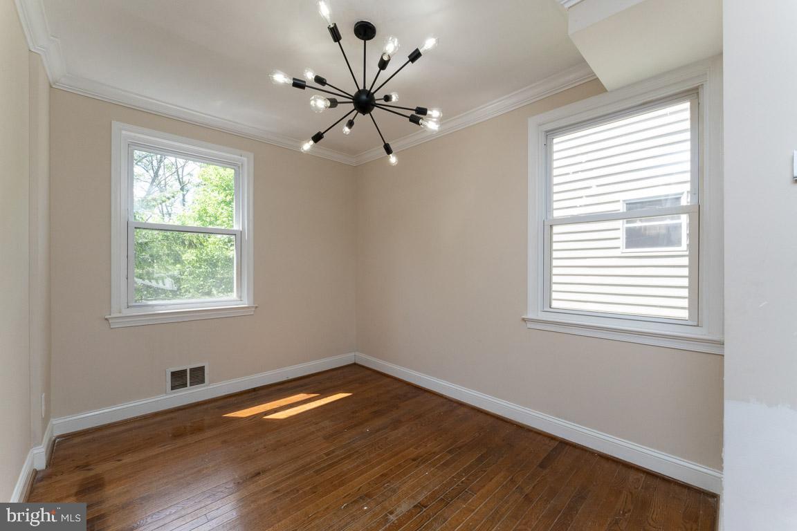 LANDOVER - Residential