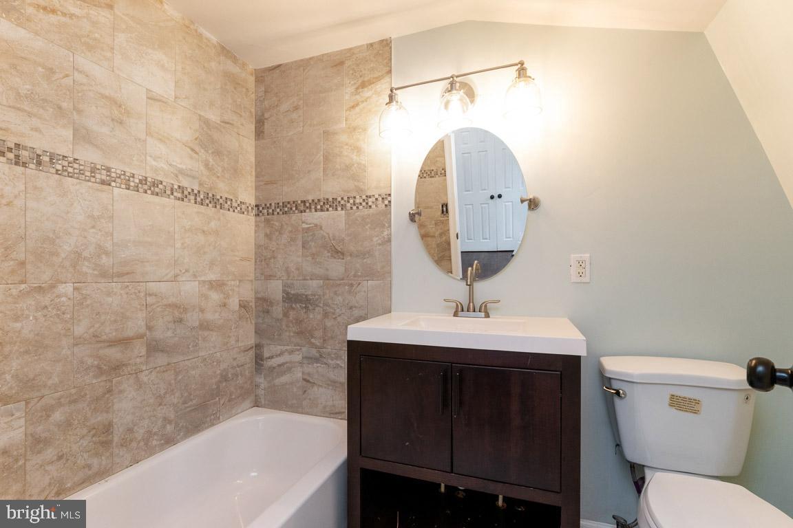 LANDOVER - Residential