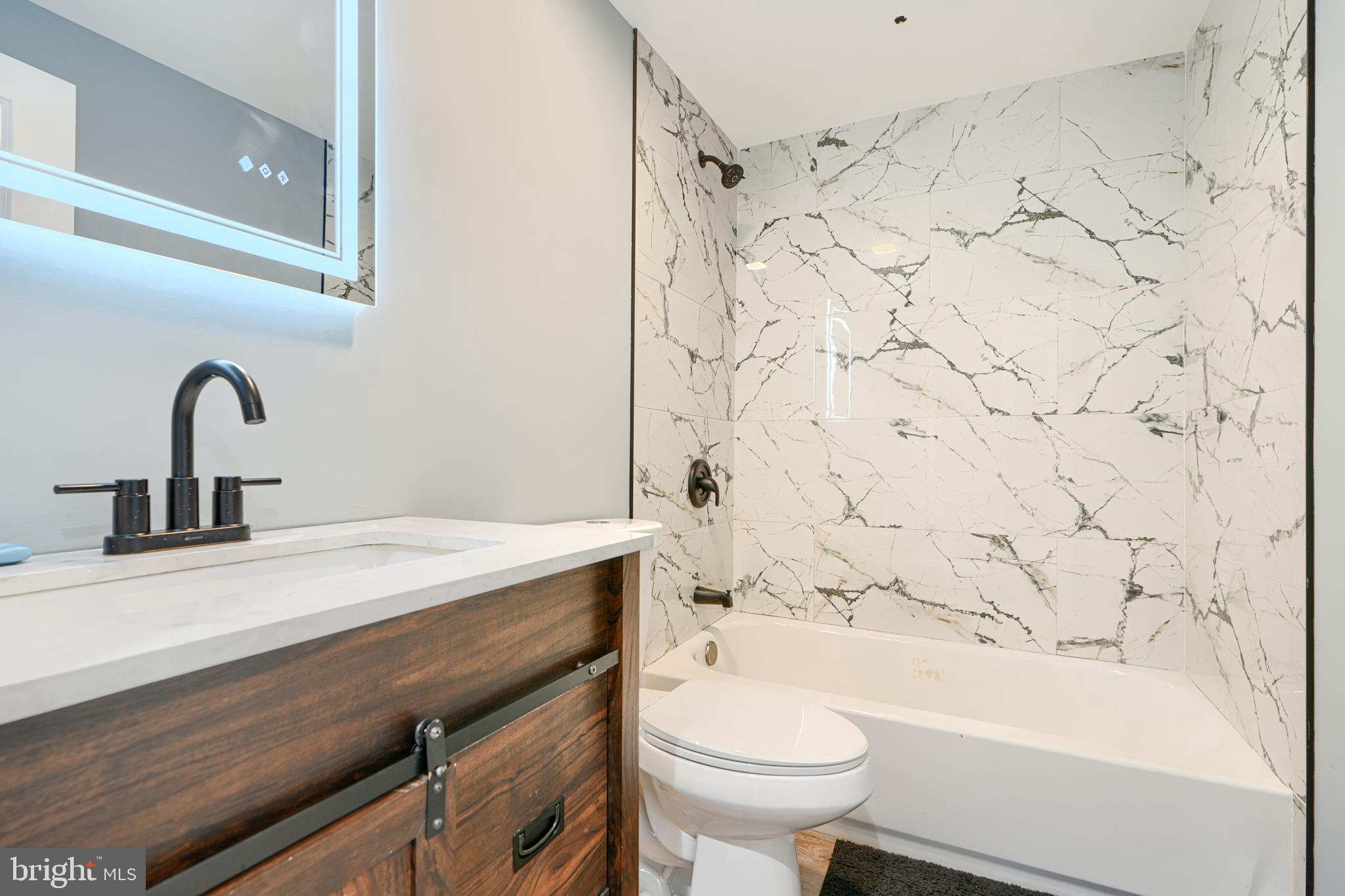 ARLINGTON - Residential
