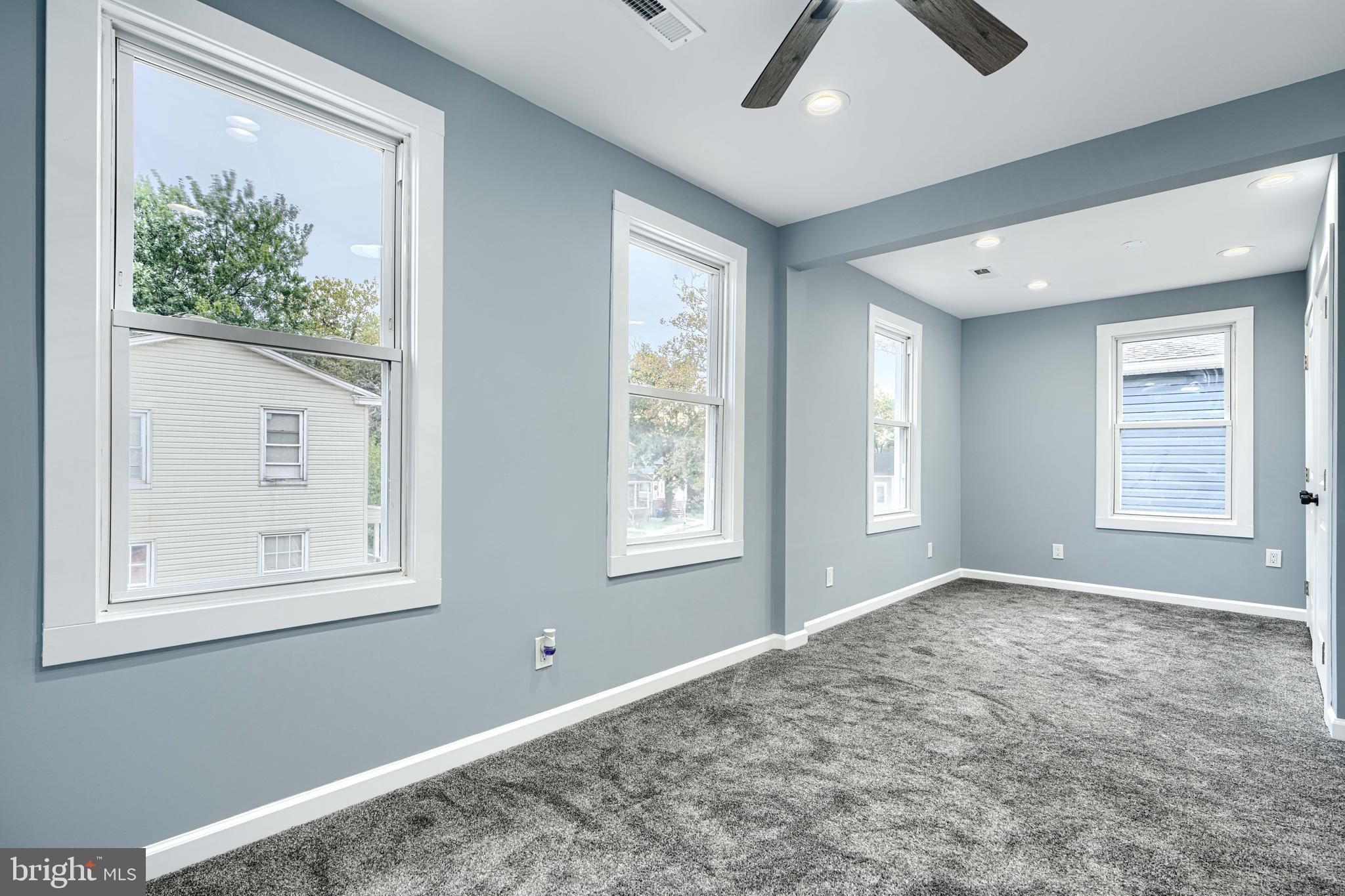 ARLINGTON - Residential