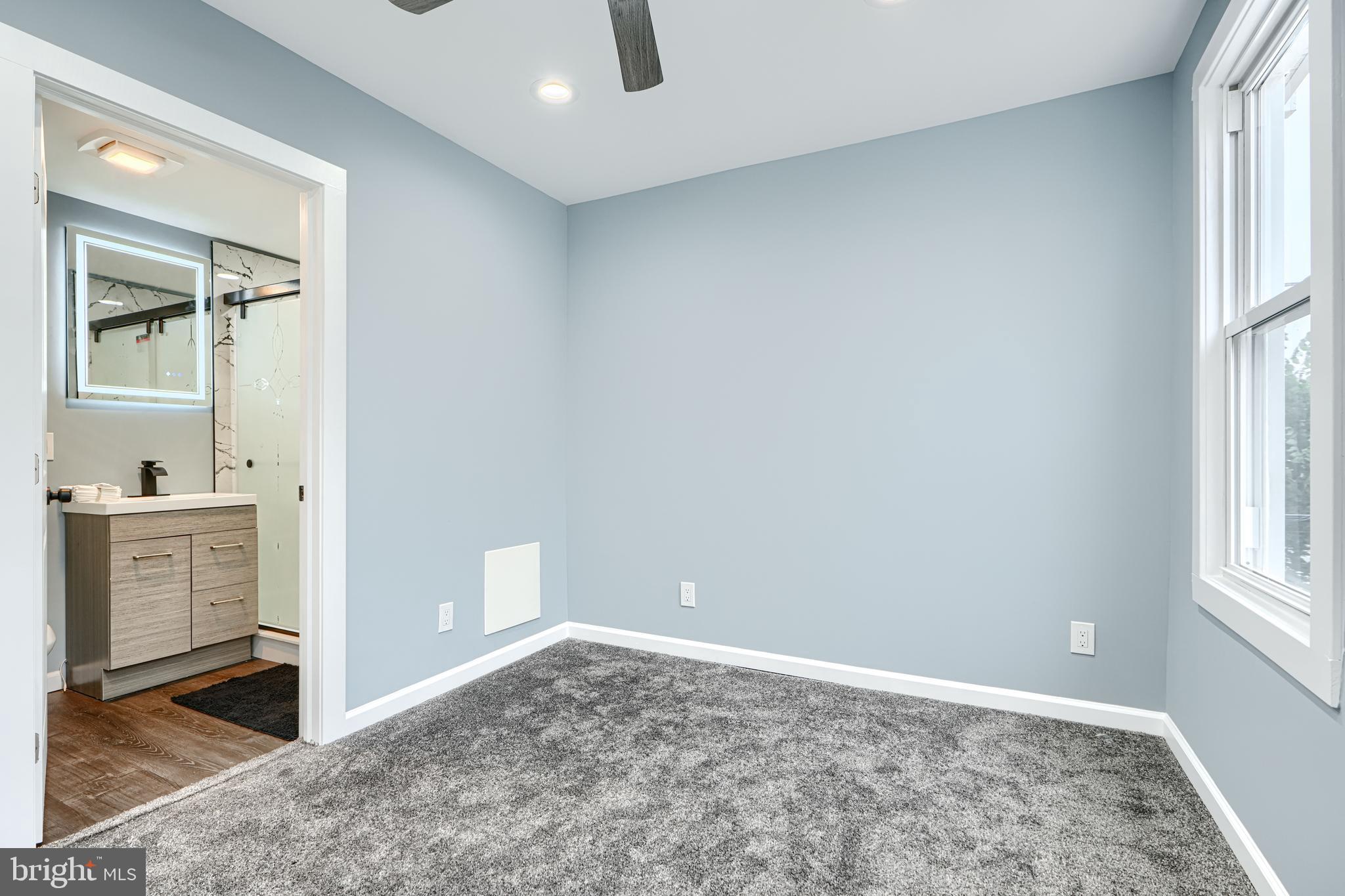 ARLINGTON - Residential