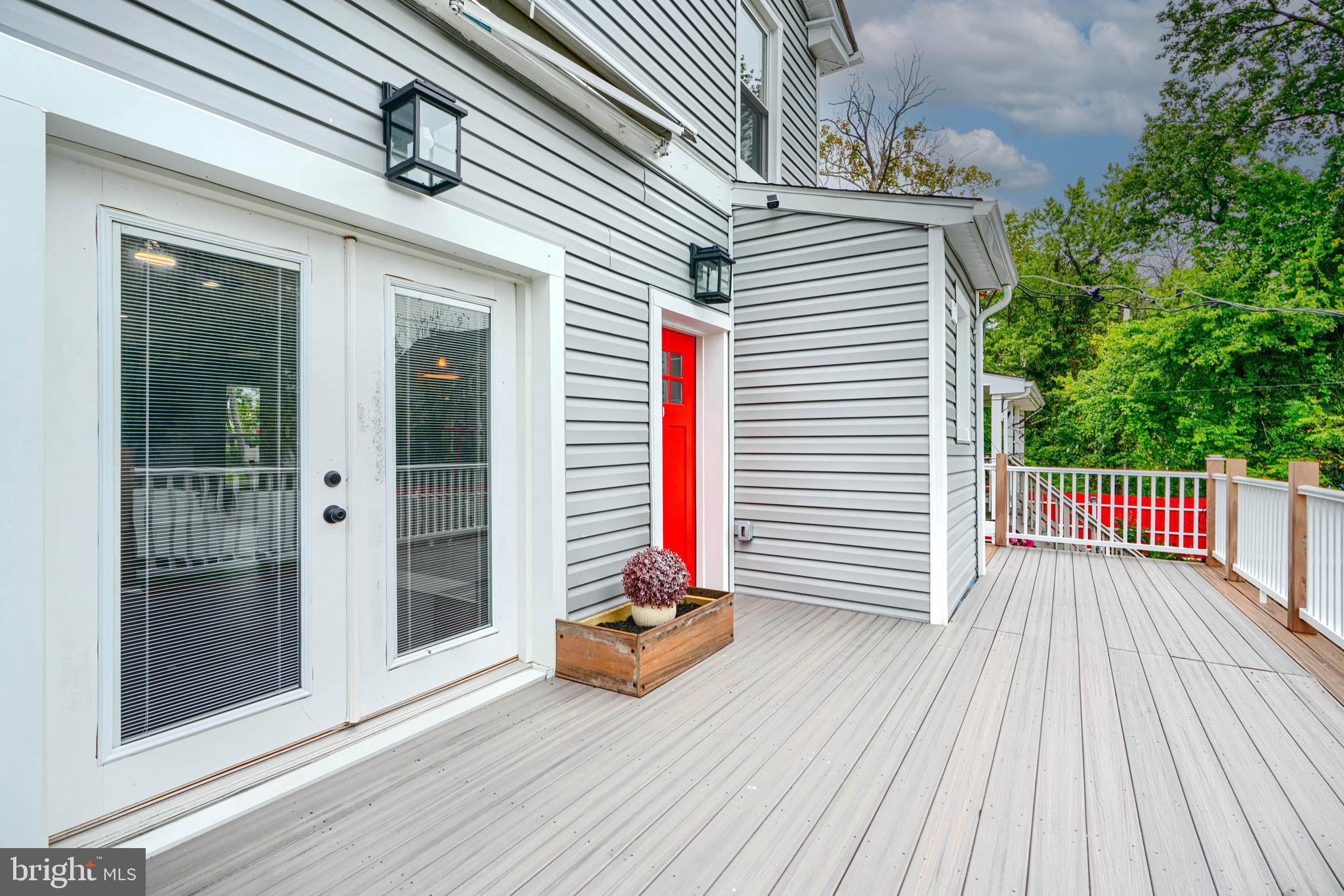 ARLINGTON - Residential
