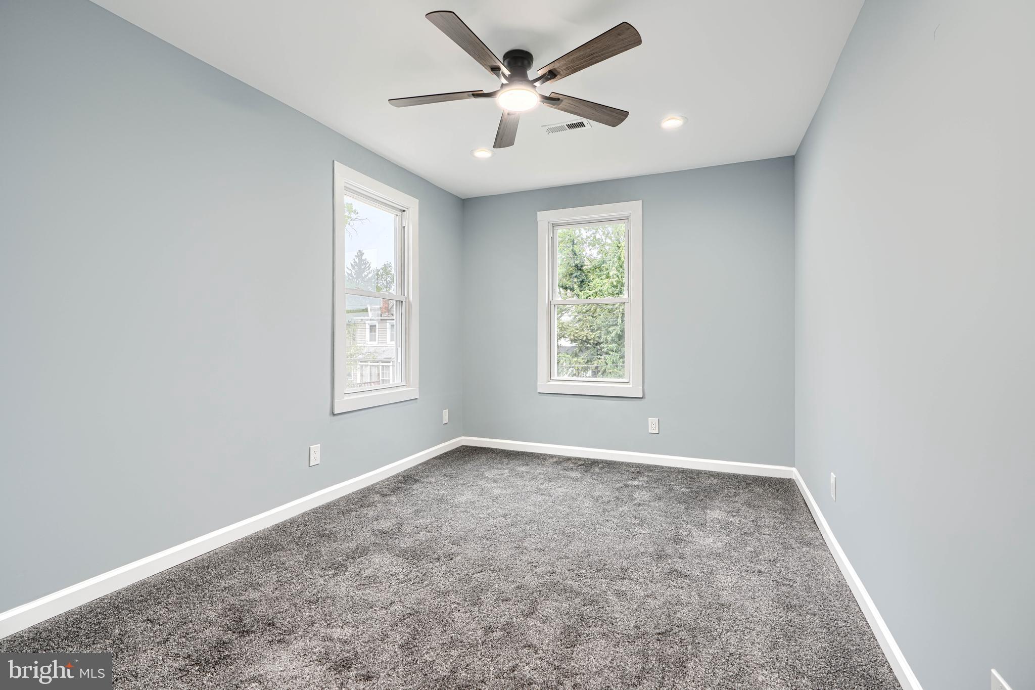 ARLINGTON - Residential