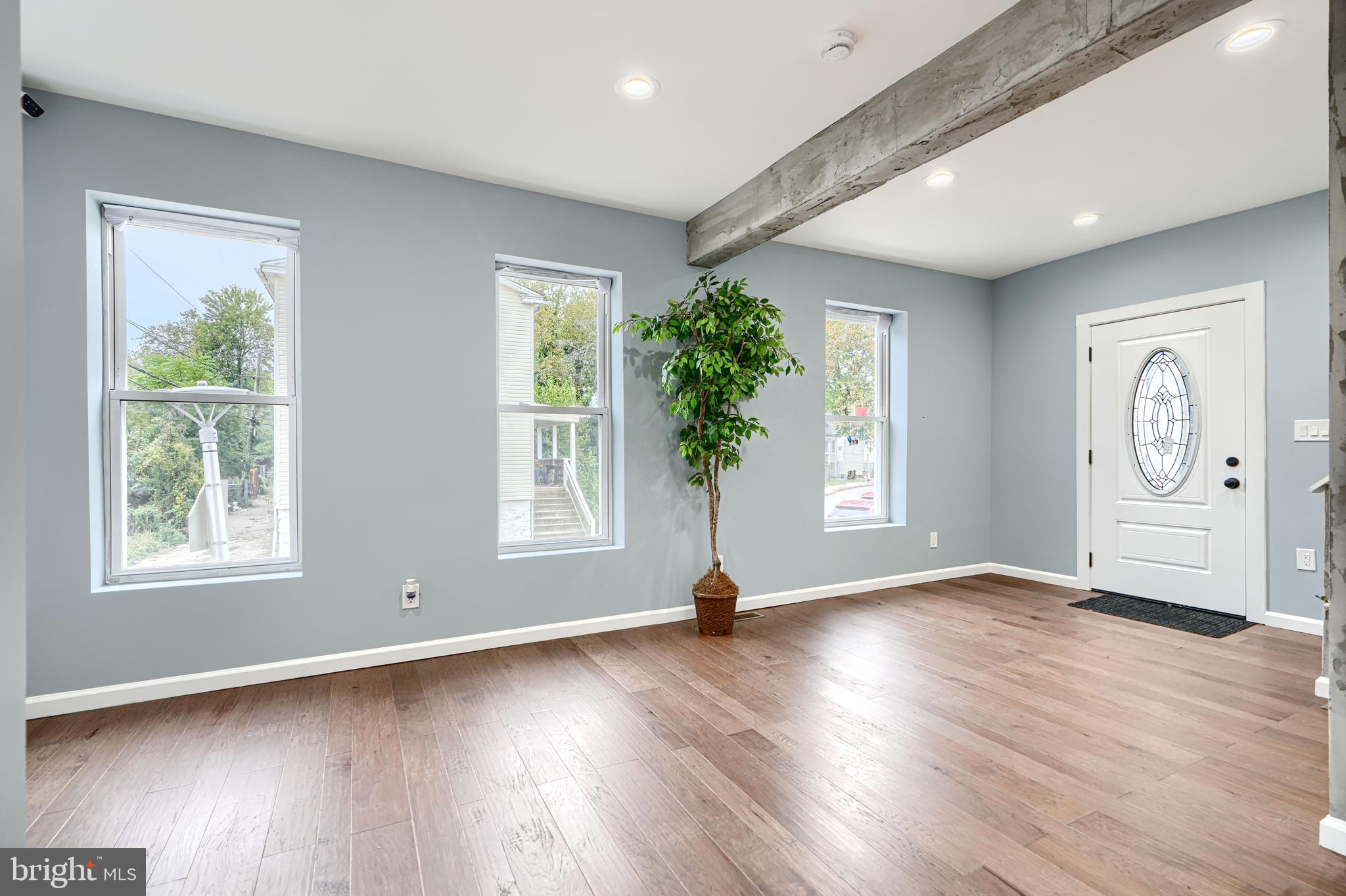 ARLINGTON - Residential