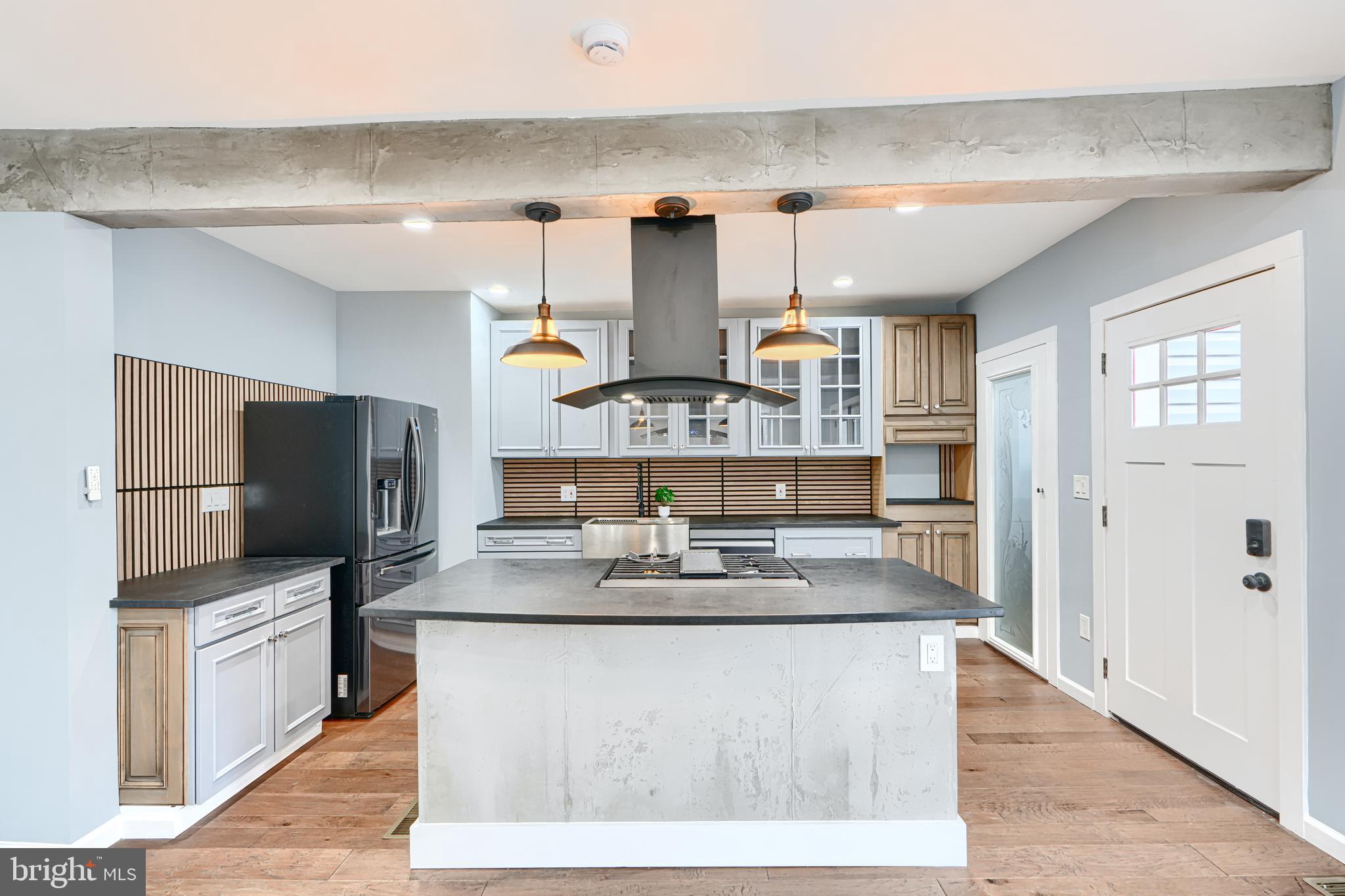 ARLINGTON - Residential