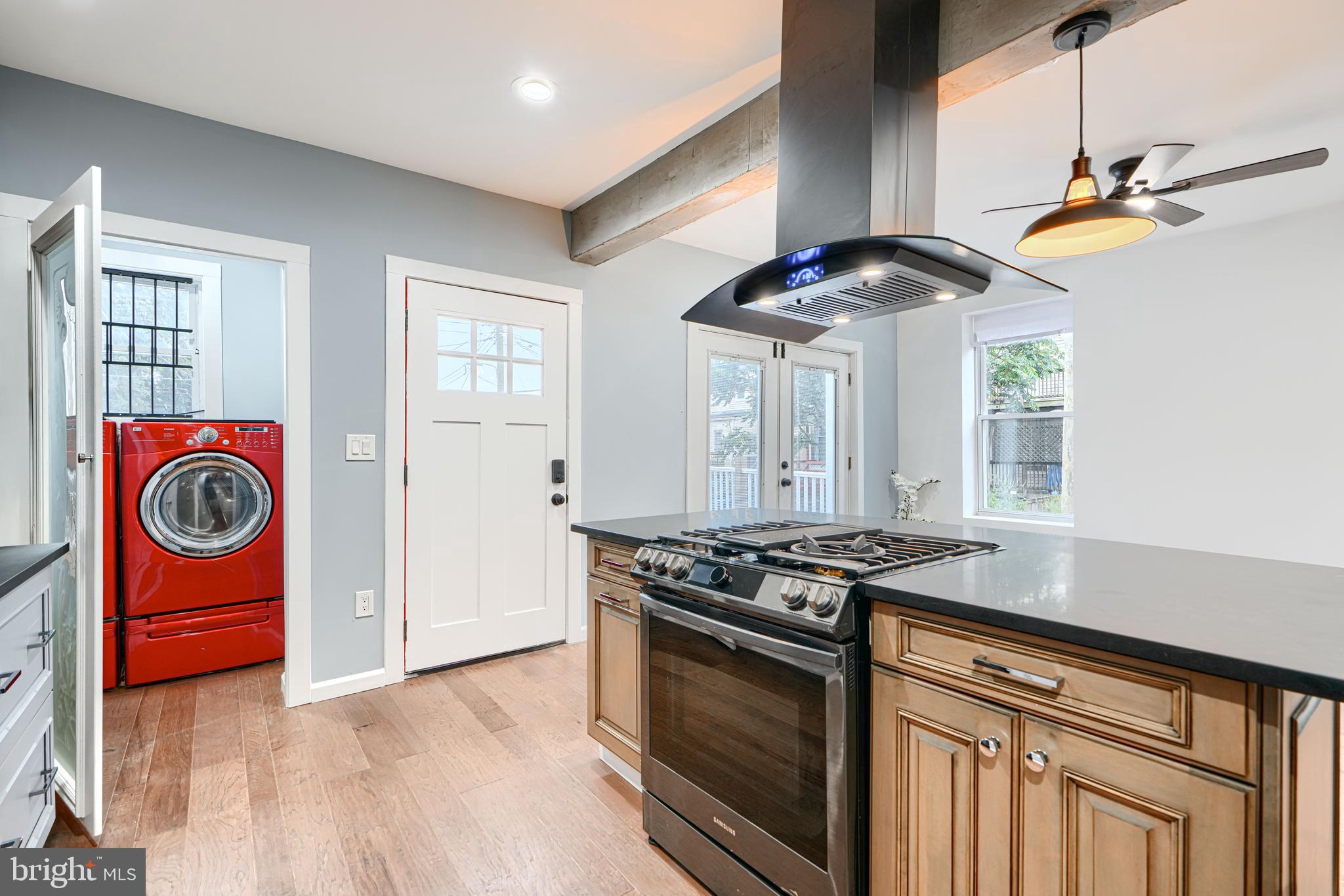 ARLINGTON - Residential