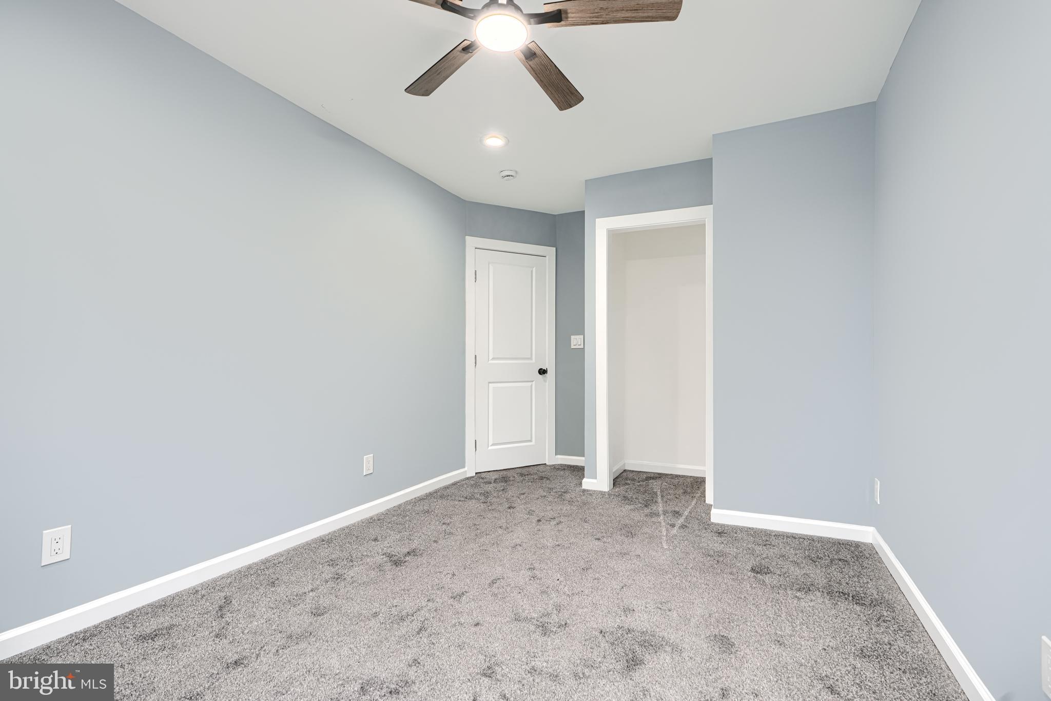 ARLINGTON - Residential