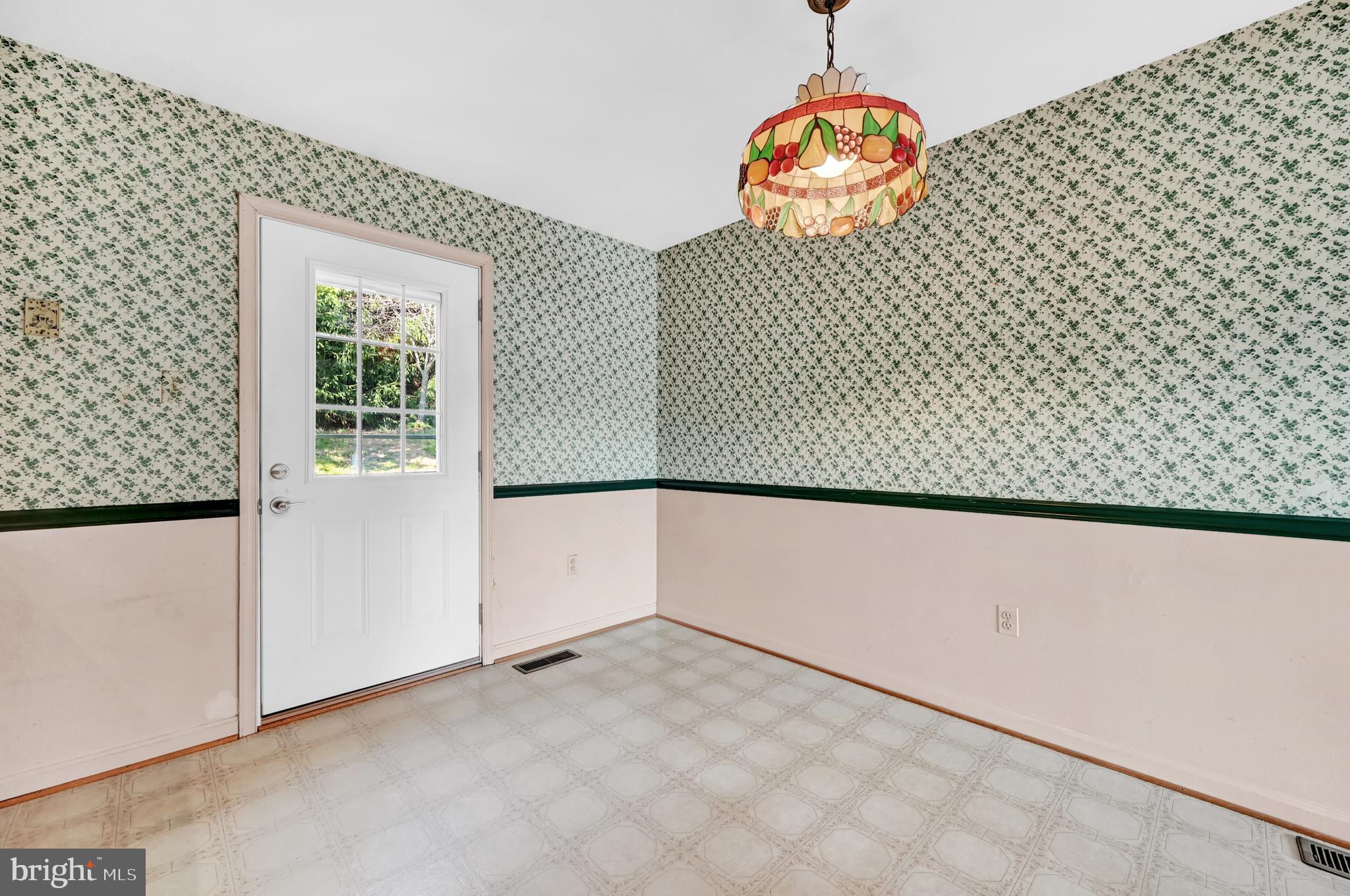 ATLEE RIDGE - Residential