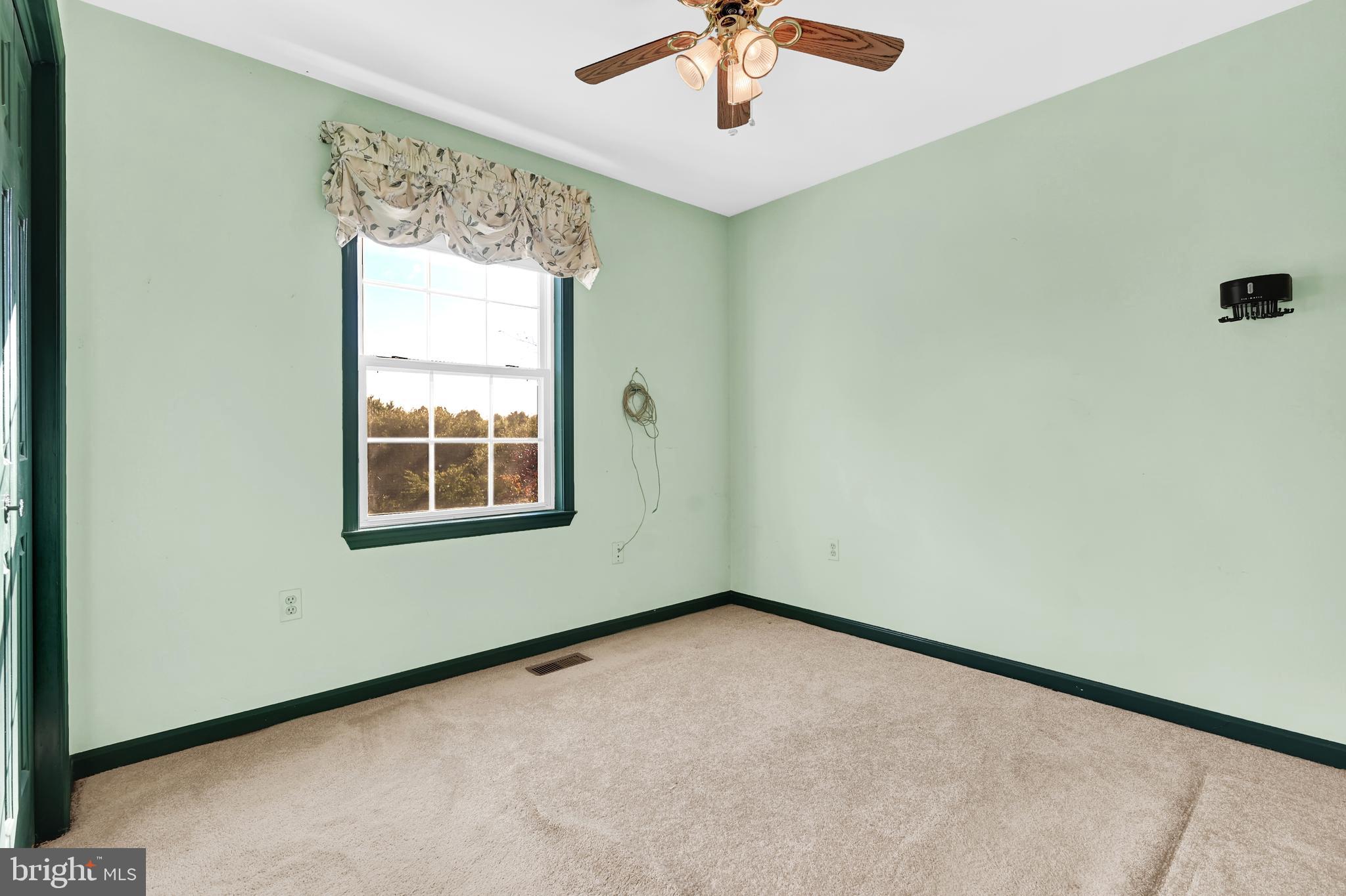 ATLEE RIDGE - Residential