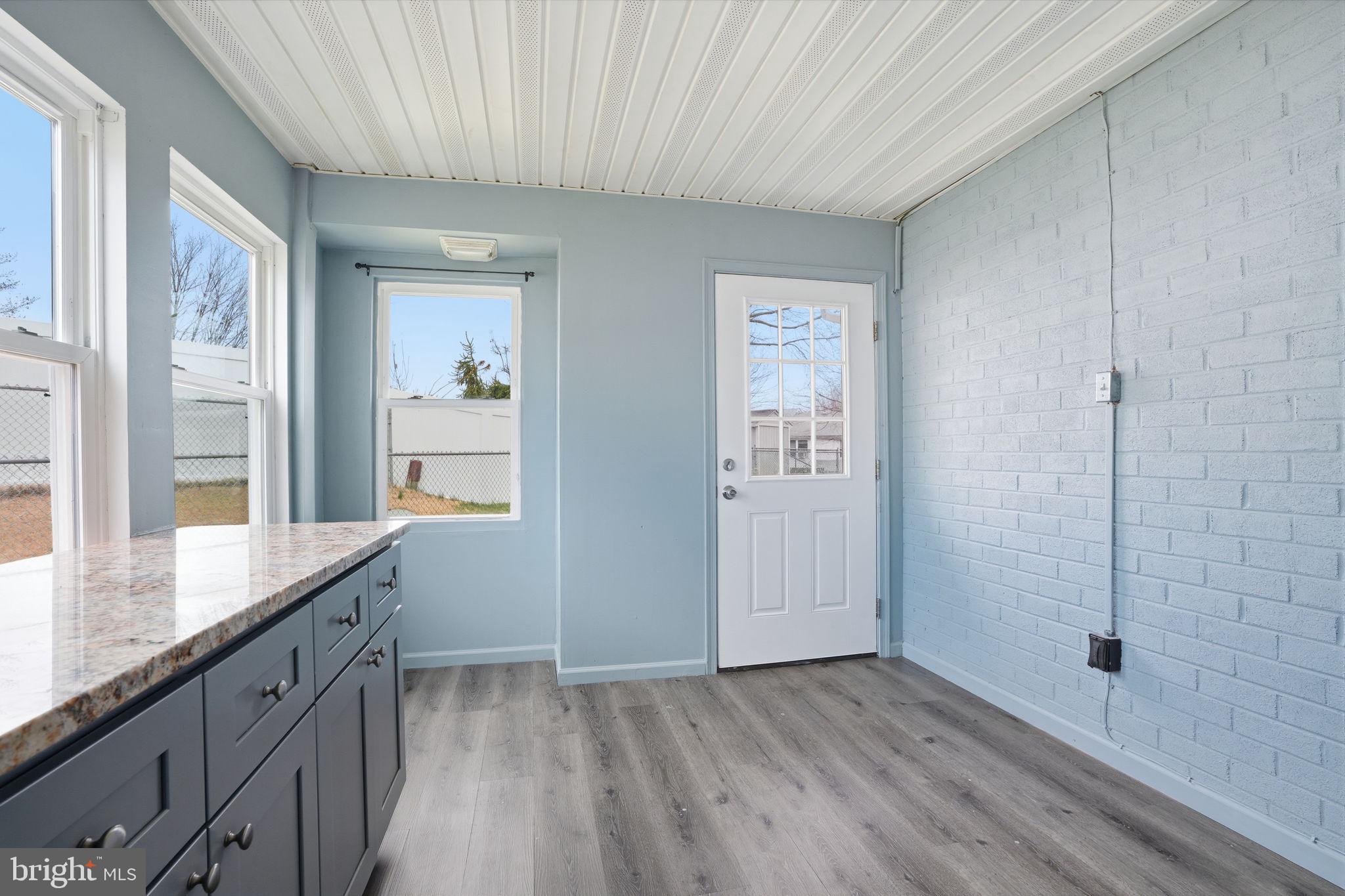 NESHAMINY VALLEY - Residential