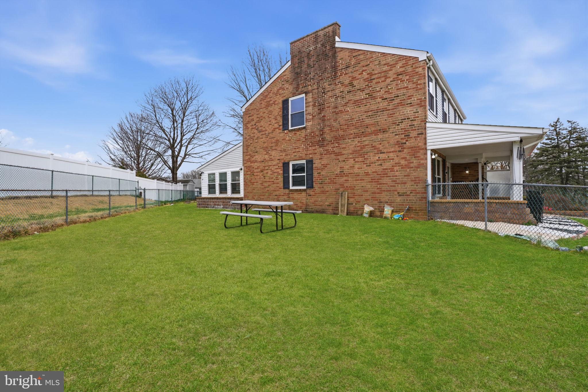 NESHAMINY VALLEY - Residential