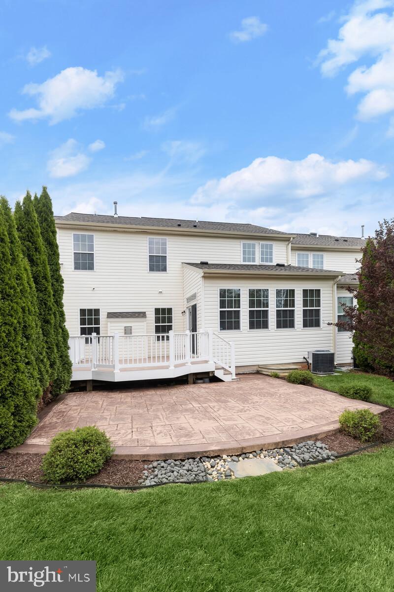 VALE MEADOWS - Residential