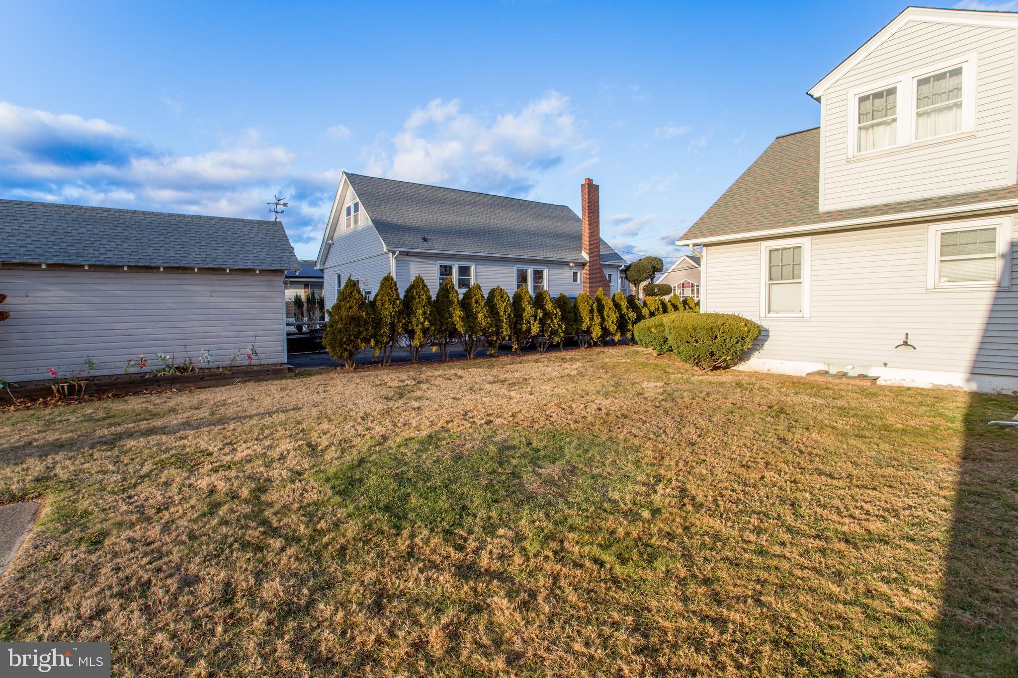 EDGELY - Residential